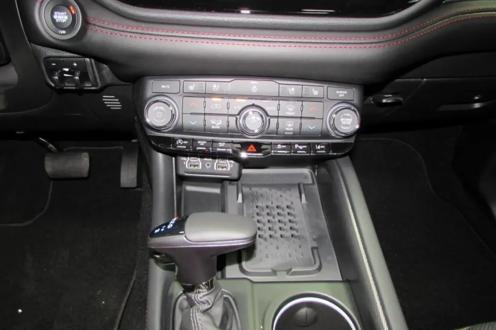 2025 /Black Leather Dodge Durango GT Plus (1C4RDJDG8SC) with an Other engine, Automatic transmission, located at 12830 Highway 21, De Soto, MO, 63020, (636) 337-7777, 38.153099, -90.573624 - Embrace the spirit of adventure with this stunning 2025 Dodge Durango, now available at Pettus CDJR DeSoto, your trusted OEM dealership in De Soto, MO. Perfectly suited for weekend getaways, family road trips, or even your daily commute, this SUV offers a blend of performance, comfort, and technolog - Photo#18