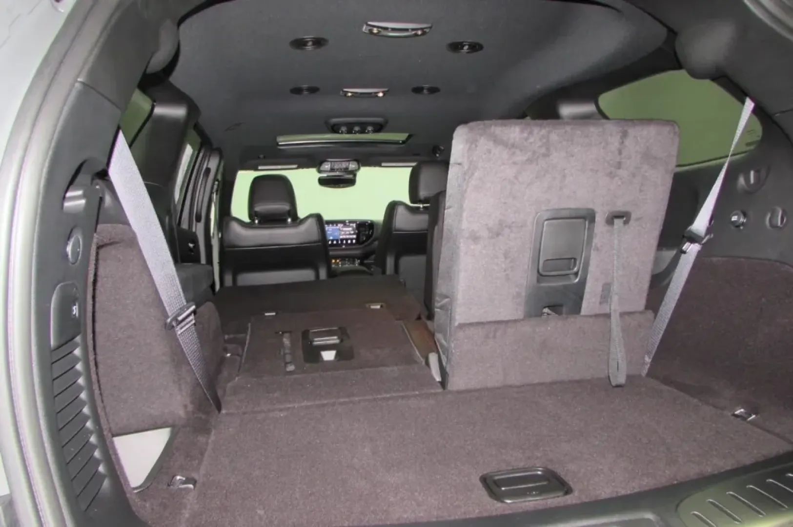 2025 /Black Leather Dodge Durango GT Plus (1C4RDJDG8SC) with an Other engine, Automatic transmission, located at 12830 Highway 21, De Soto, MO, 63020, (636) 337-7777, 38.153099, -90.573624 - Embrace the spirit of adventure with this stunning 2025 Dodge Durango, now available at Pettus CDJR DeSoto, your trusted OEM dealership in De Soto, MO. Perfectly suited for weekend getaways, family road trips, or even your daily commute, this SUV offers a blend of performance, comfort, and technolog - Photo#27