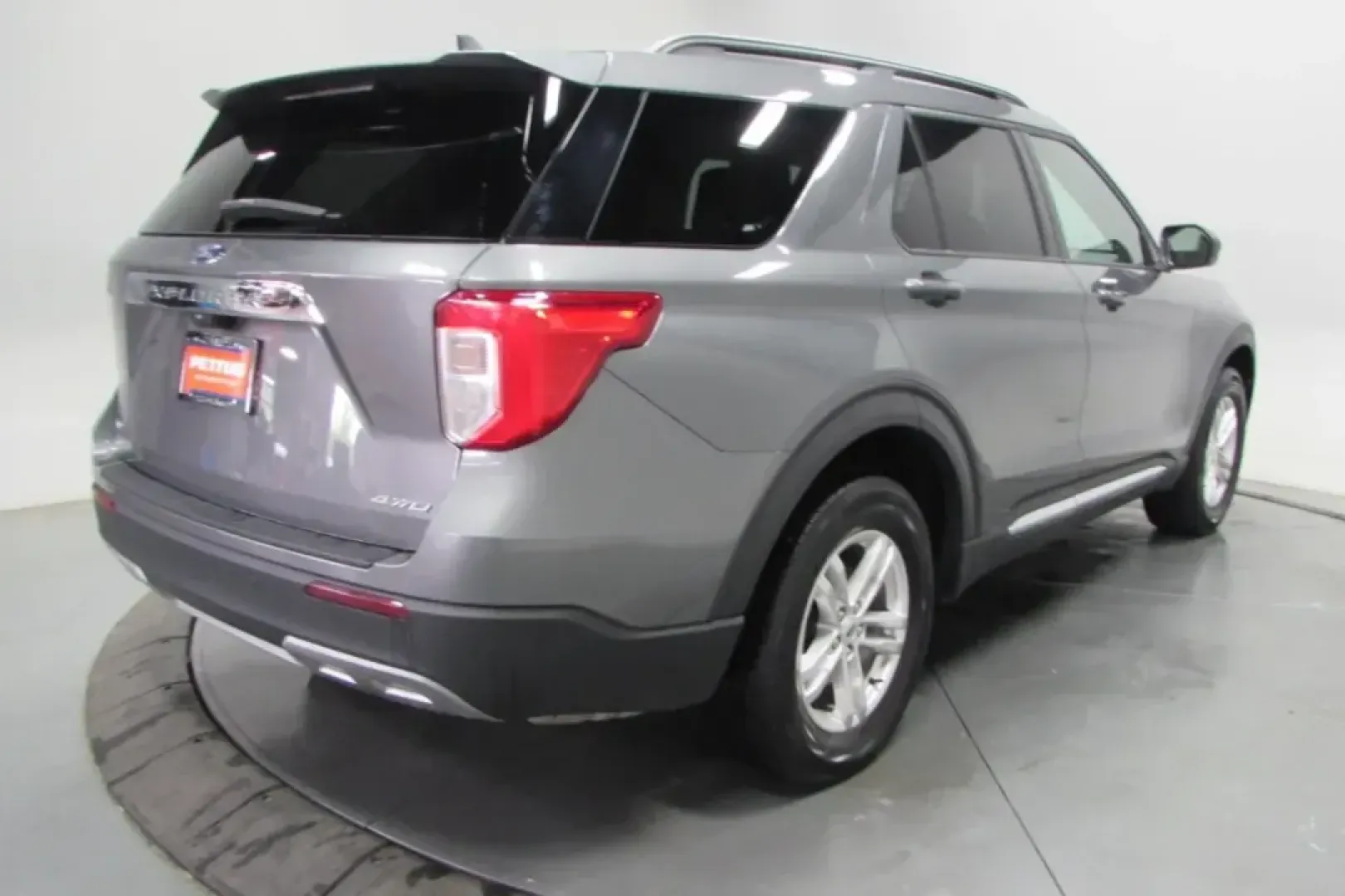 2023 /Sandstone Leather Ford Explorer XLT (1FMSK8DH3PG) with an Other engine, Automatic transmission, located at 12836 Highway 21, De Soto, MO, 63020, (636) 337-7777, 38.151867, -90.575615 - **Explore the Open Road in Style with the 2023 Ford Explorer XLT - Perfect for Any Adventure!**<br /> <br /> Are you ready for your next family road trip, weekend adventure, or daily commute? Look no further than the 2023 Ford Explorer XLT, available now at Pettus Ford De Soto in De Soto, MO. This v - Photo#7