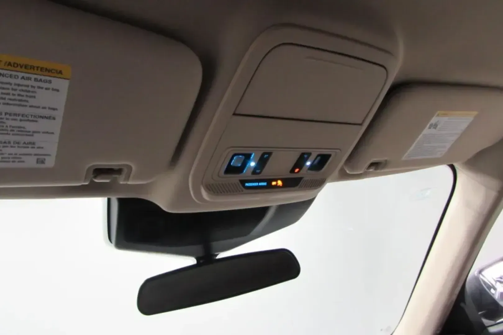 2023 /Sandstone Leather Ford Explorer XLT (1FMSK8DH3PG) with an Other engine, Automatic transmission, located at 12836 Highway 21, De Soto, MO, 63020, (636) 337-7777, 38.151867, -90.575615 - **Explore the Open Road in Style with the 2023 Ford Explorer XLT - Perfect for Any Adventure!**<br /> <br /> Are you ready for your next family road trip, weekend adventure, or daily commute? Look no further than the 2023 Ford Explorer XLT, available now at Pettus Ford De Soto in De Soto, MO. This v - Photo#19