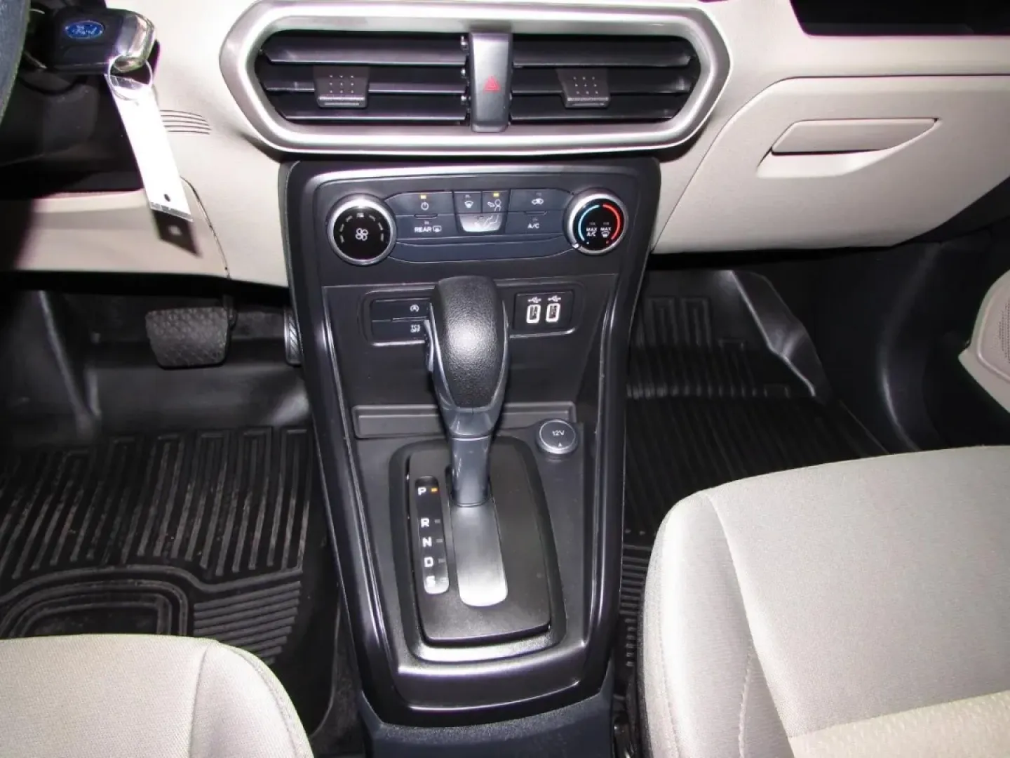 2022 /Medium Light Stone Ford EcoSport S (MAJ6S3FL2NC) with an Other engine, Automatic transmission, located at 12830 Highway 21, De Soto, MO, 63020, (636) 337-7777, 38.153099, -90.573624 - **Explore the Great Outdoors with the 2022 Ford EcoSport Your Perfect Adventure Companion!**<br /> <br /> Are you ready to elevate your weekend getaways or daily commutes with an SUV that embodies versatility and style? Look no further than this stunning **2022 Ford EcoSport**, now available at **P - Photo#20