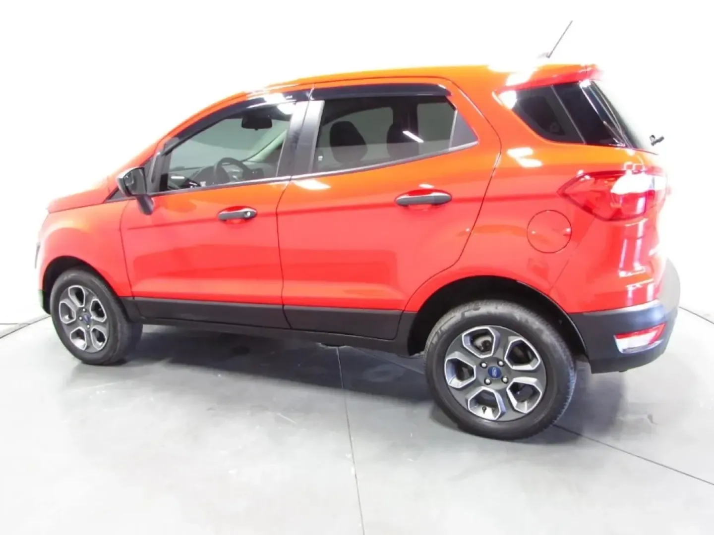 2022 /Medium Light Stone Ford EcoSport S (MAJ6S3FL2NC) with an Other engine, Automatic transmission, located at 12830 Highway 21, De Soto, MO, 63020, (636) 337-7777, 38.153099, -90.573624 - **Explore the Great Outdoors with the 2022 Ford EcoSport Your Perfect Adventure Companion!**<br /> <br /> Are you ready to elevate your weekend getaways or daily commutes with an SUV that embodies versatility and style? Look no further than this stunning **2022 Ford EcoSport**, now available at **P - Photo#4