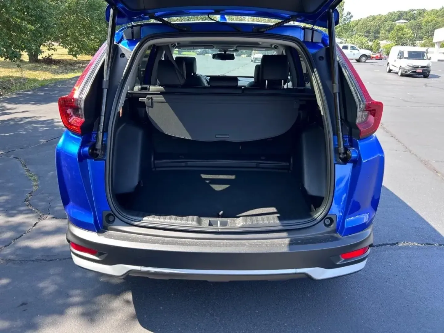 2020 /Black Leather Honda CR-V EX-L (7FARW2H83LE) with an 1.5L I-4 16-Valve DOHC engine, Automatic transmission, located at 970 Woodlawn Dr., Farmington, MO, 63640, (573) 431-7800, 37.825642, -90.468674 - **Explore New Adventures with the 2020 Honda CR-V EX-L: Your Perfect Family SUV!**<br /> <br /> Are you ready to elevate your family's adventures? The 2020 Honda CR-V EX-L is more than just a vehicle; it's a lifestyle choice that accommodates your dreams of exploration, comfort, and safety. Whether - Photo#4