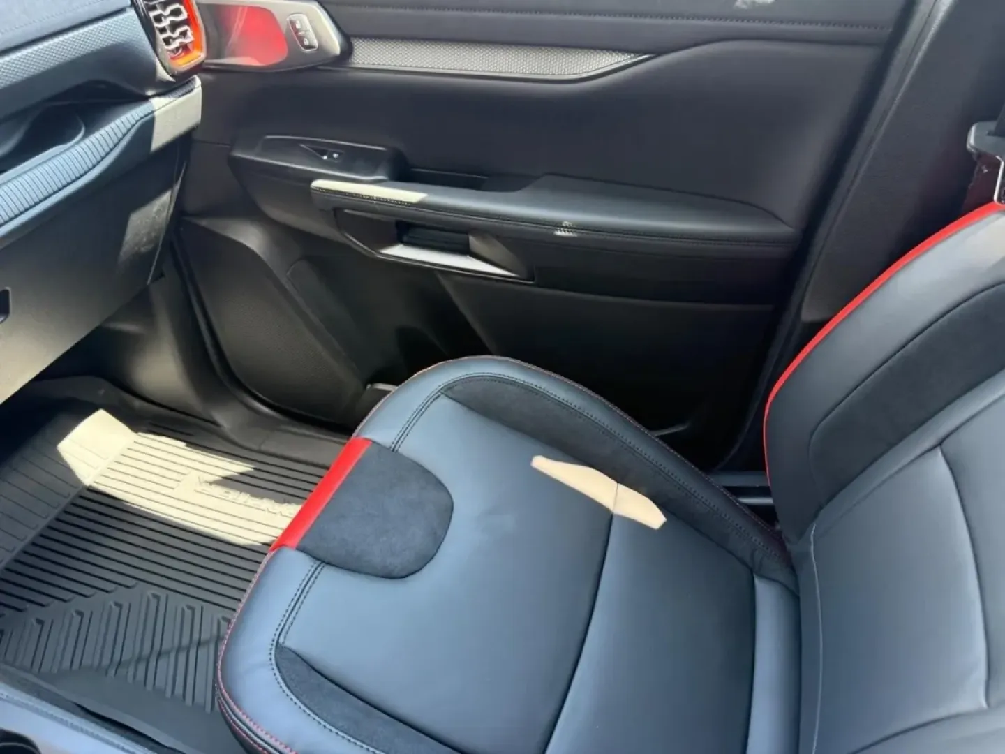 2025 /Ebony Leather Trimmed Ford Ranger Raptor (1FTER4LR7SL) with an 3.0L EcoBoost V6 engine, Automatic transmission, located at 141 Commercial Dr, Fredericktown, MO, 63645, (573) 783-6432, 37.570087, -90.320648 - Looking for the perfect vehicle that can handle your adventurous lifestyle while providing comfort and reliability? Look no further than the 2025 Ford Ranger Raptor available at Pettus Ford Fredericktown. With its rugged design and powerful capabilities, this truck is not just a mode of transportati - Photo#16