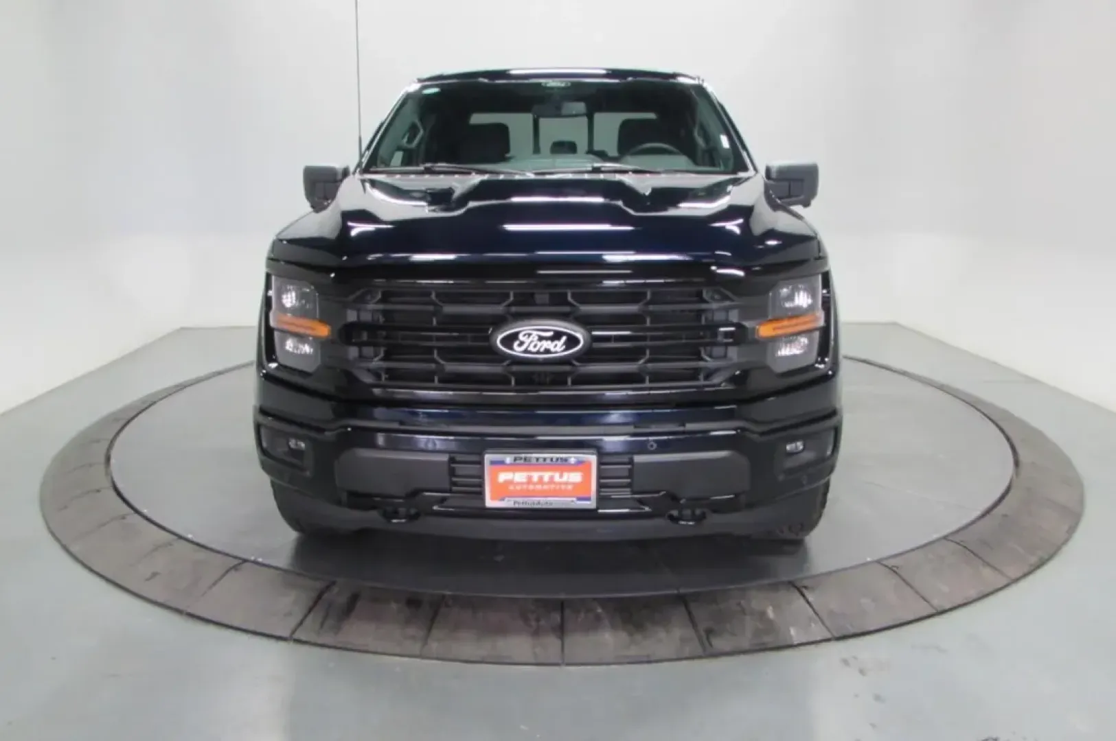 2025 /Black Ford F-150 XLT (1FTFW3L54SK) with an 5.0L engine, located at 12836 Highway 21, De Soto, MO, 63020, (636) 337-7777, 38.151867, -90.575615 - **Elevate Your Adventures with the 2025 Ford F-150 XLT at Pettus Ford De Soto!**<br /> <br /> Are you ready to take your weekend getaways and everyday errands to the next level? Look no further than the stunning 2025 Ford F-150 XLT, the perfect truck for those who crave both adventure and practicali - Photo#1