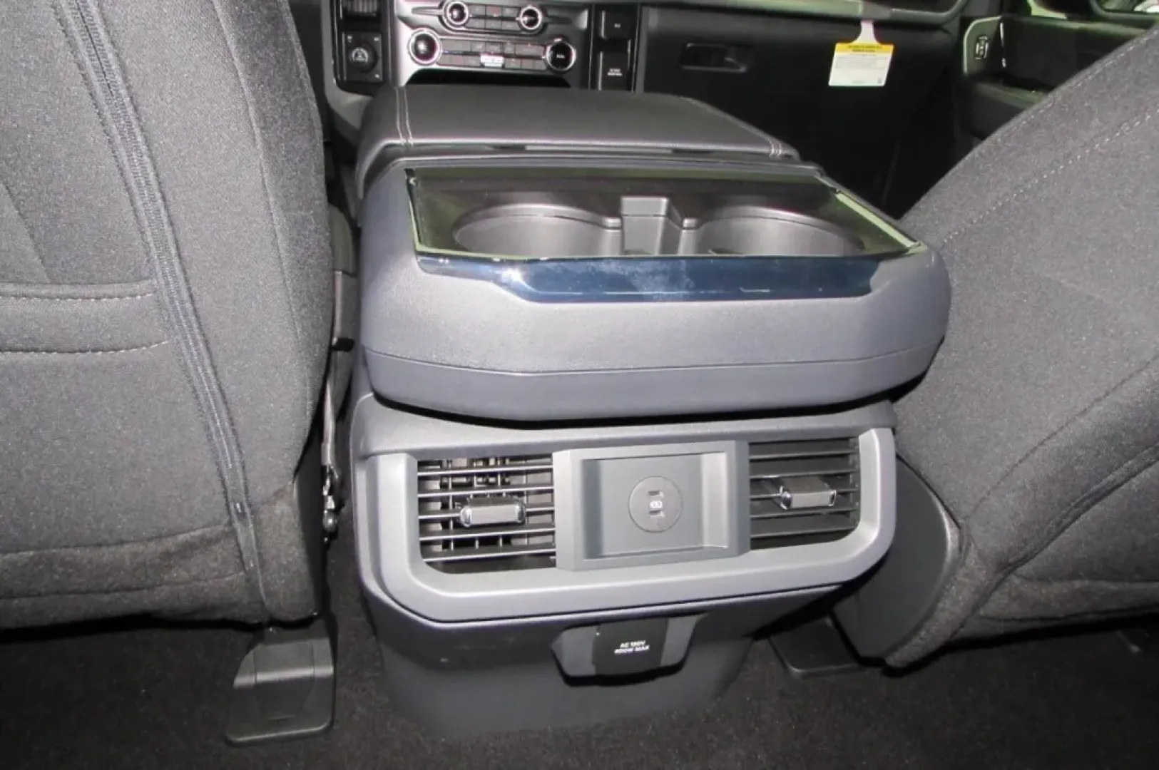 2025 /Black Ford F-150 XLT (1FTFW3L54SK) with an 5.0L engine, located at 12836 Highway 21, De Soto, MO, 63020, (636) 337-7777, 38.151867, -90.575615 - **Elevate Your Adventures with the 2025 Ford F-150 XLT at Pettus Ford De Soto!**<br /> <br /> Are you ready to take your weekend getaways and everyday errands to the next level? Look no further than the stunning 2025 Ford F-150 XLT, the perfect truck for those who crave both adventure and practicali - Photo#30