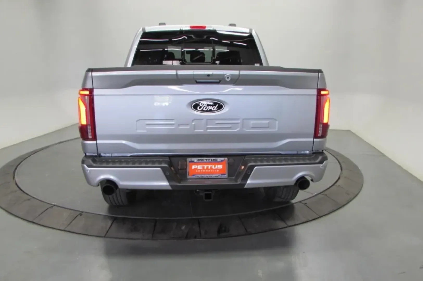 2025 /Black Ford F-150 LARIAT (1FTFW5L57SK) with an 5.0L V8 engine, located at 12836 Highway 21, De Soto, MO, 63020, (636) 337-7777, 38.151867, -90.575615 - **Unleash Your Adventure with a 2025 Ford F-150 LARIAT Perfect for Any Lifestyle**<br /> <br /> Are you ready to elevate your driving experience and tackle life's adventures in style? Look no further than the 2025 Ford F-150 LARIAT, available now at Pettus Ford De Soto, located at 12836 Missouri Hw - Photo#6