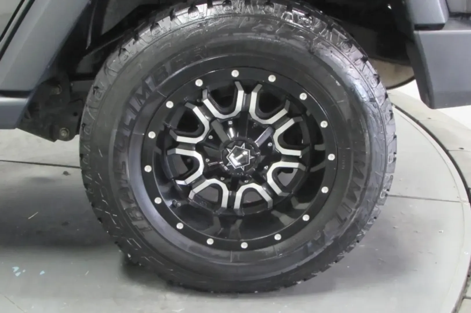 2017 /Black Cloth Jeep Wrangler Unlimited Sport (1C4BJWDG9HL) with an Other engine, located at 12830 Highway 21, De Soto, MO, 63020, (636) 337-7777, 38.153099, -90.573624 - **Adventure Awaits: Discover the 2017 Jeep Wrangler at Pettus CDJR DeSoto!**<br /> <br /> Are you ready to embrace the great outdoors? The 2017 Jeep Wrangler is your perfect companion for weekend adventures, making it an exceptional choice for those who love to explore nature's wonders. From winding - Photo#9
