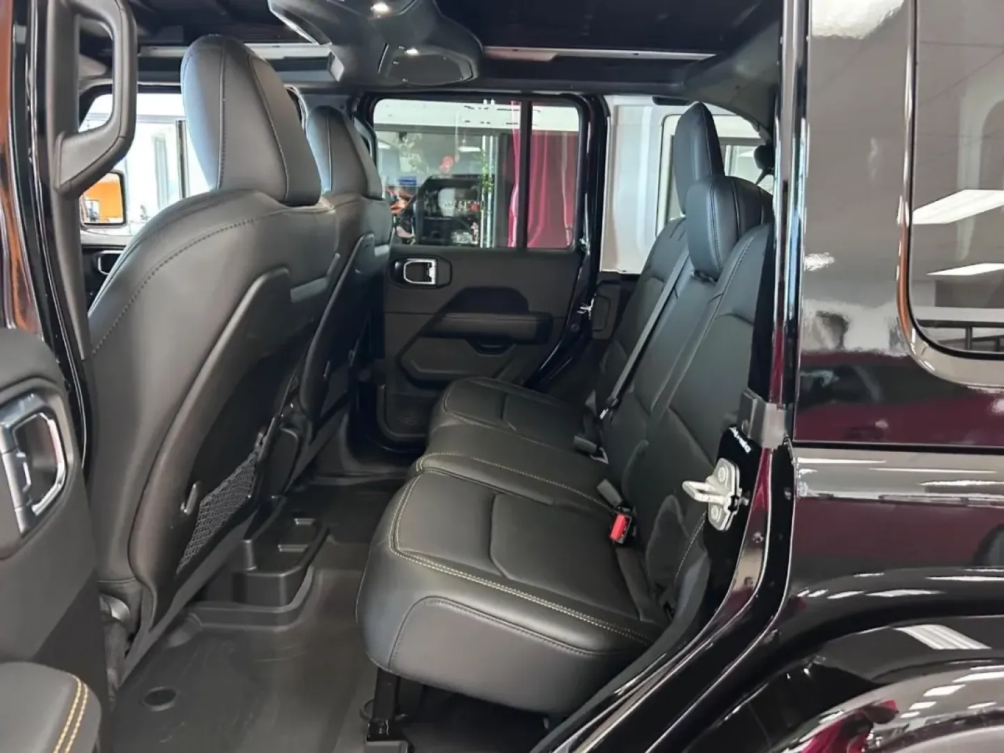 2025 /Black Leather Jeep Wrangler Rubicon 392 (1C4RJXSJ0SW) with an 6.4L V8 SRT HEMI MDS engine, Automatic transmission, located at 970 Woodlawn Dr., Farmington, MO, 63640, (573) 431-7800, 37.825642, -90.468674 - **Adventure Awaits: Experience the 2025 Jeep Wrangler Rubicon 392 Final Edition**<br /> <br /> Are you ready to elevate your outdoor escapades? Whether you're hitting the trails, navigating rugged terrain, or embarking on a family road trip, the 2025 Jeep Wrangler Rubicon 392 Final Edition is the pe - Photo#8