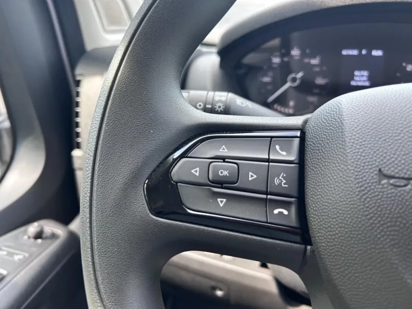 2025 /Black Leather Ram ProMaster 2500 High Roof (3C6LRVDGXSE) with an 3.6L V6 24V VVT engine, Automatic transmission, located at 970 Woodlawn Dr., Farmington, MO, 63640, (573) 431-7800, 37.825642, -90.468674 - Looking for the perfect vehicle to elevate your business or weekend adventures? The 2025 Ram ProMaster Cargo Van is your answer, offering a blend of versatility and functionality that meets the demands of any hardworking professional or adventurous spirit. Whether you're outfitting your work vehicle - Photo#11