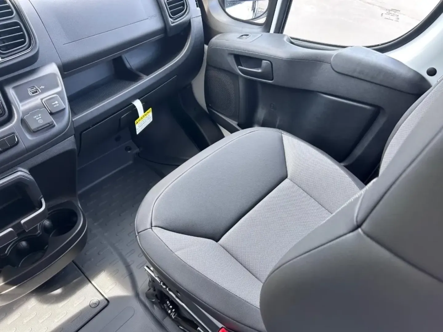 2025 /Black Leather Ram ProMaster 2500 High Roof (3C6LRVDGXSE) with an 3.6L V6 24V VVT engine, Automatic transmission, located at 970 Woodlawn Dr., Farmington, MO, 63640, (573) 431-7800, 37.825642, -90.468674 - Looking for the perfect vehicle to elevate your business or weekend adventures? The 2025 Ram ProMaster Cargo Van is your answer, offering a blend of versatility and functionality that meets the demands of any hardworking professional or adventurous spirit. Whether you're outfitting your work vehicle - Photo#16