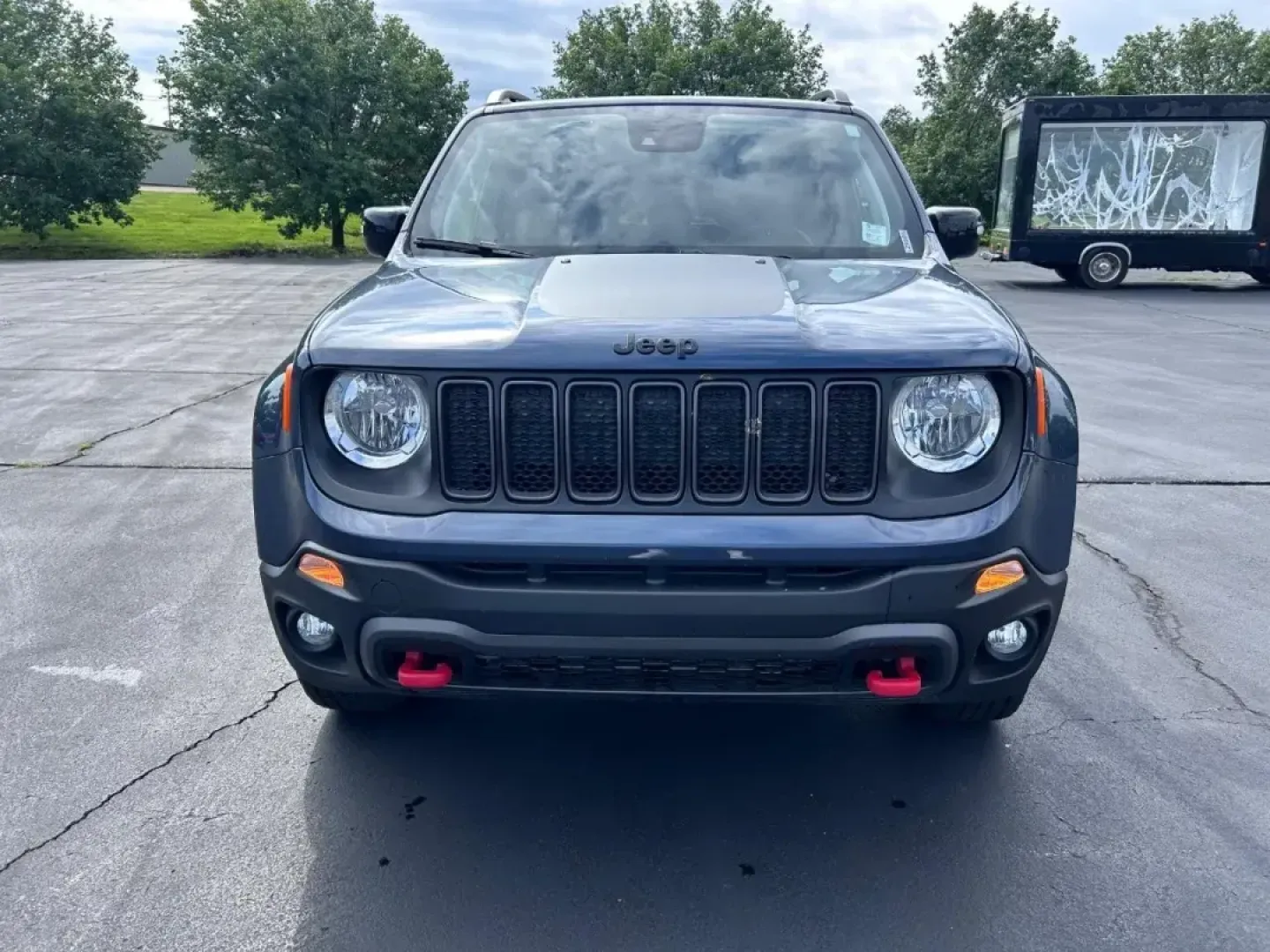 2023 /Black Cloth Jeep Renegade Trailhawk (ZACNJDC12PP) with an 1.3L I4 Turbo MAIR DI engine, Automatic transmission, located at 970 Woodlawn Dr., Farmington, MO, 63640, (573) 431-7800, 37.825642, -90.468674 - **Adventure Awaits: Discover the 2023 Jeep Renegade Trailhawk at Pettus CDJR Farmington!**<br /> <br /> Are you ready to elevate your driving experience? Whether you're a weekend warrior seeking thrilling off-road adventures or a city dweller needing a reliable vehicle for your daily commute, the 20 - Photo#7