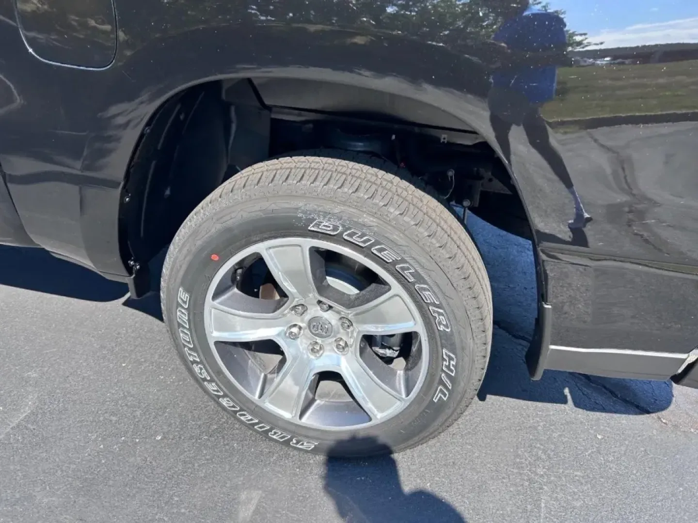 2025 /Diesel Gray/Black Cloth Ram 1500 Tradesman (1C6RRFGGXSN) with an 3.6L V6 24V VVT eTorque UPG I engine, located at 970 Woodlawn Dr., Farmington, MO, 63640, (573) 431-7800, 37.825642, -90.468674 - **Unleash Your Adventure with the 2025 Ram 1500 Tradesman Now Available at Pettus CDJR Farmington!**<br /> <br /> Are you ready to elevate your lifestyle with a vehicle that truly understands your needs? Whether you're hauling gear for a weekend camping trip, navigating city streets during your dai - Photo#5