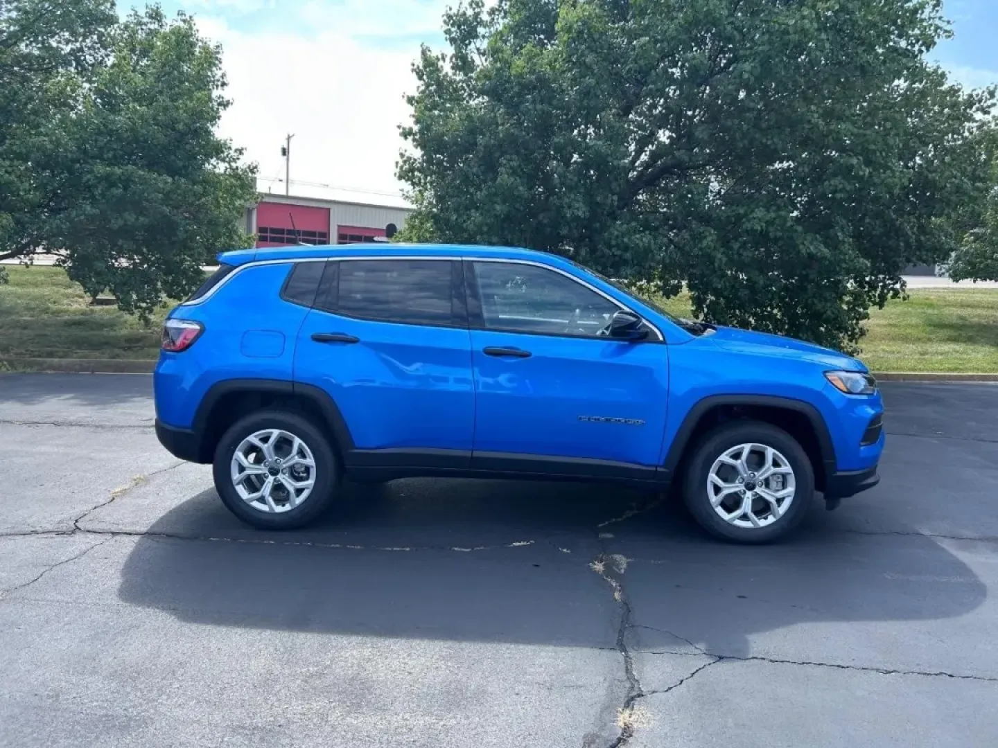 2025 /Black Cloth Jeep Compass Sport (3C4NJDAN8ST) with an 2.0L I4 DOHC DI Turbo engine, Automatic transmission, located at 970 Woodlawn Dr., Farmington, MO, 63640, (573) 431-7800, 37.825642, -90.468674 - **Unleash Your Adventurous Spirit with the 2025 Jeep Compass Sport at Pettus CDJR Farmington!**<br /> <br /> Looking for a vehicle that perfectly balances style, performance, and functionality? The 2025 Jeep Compass Sport is your ideal companion for weekend adventures or daily commutes. With its cap - Photo#1