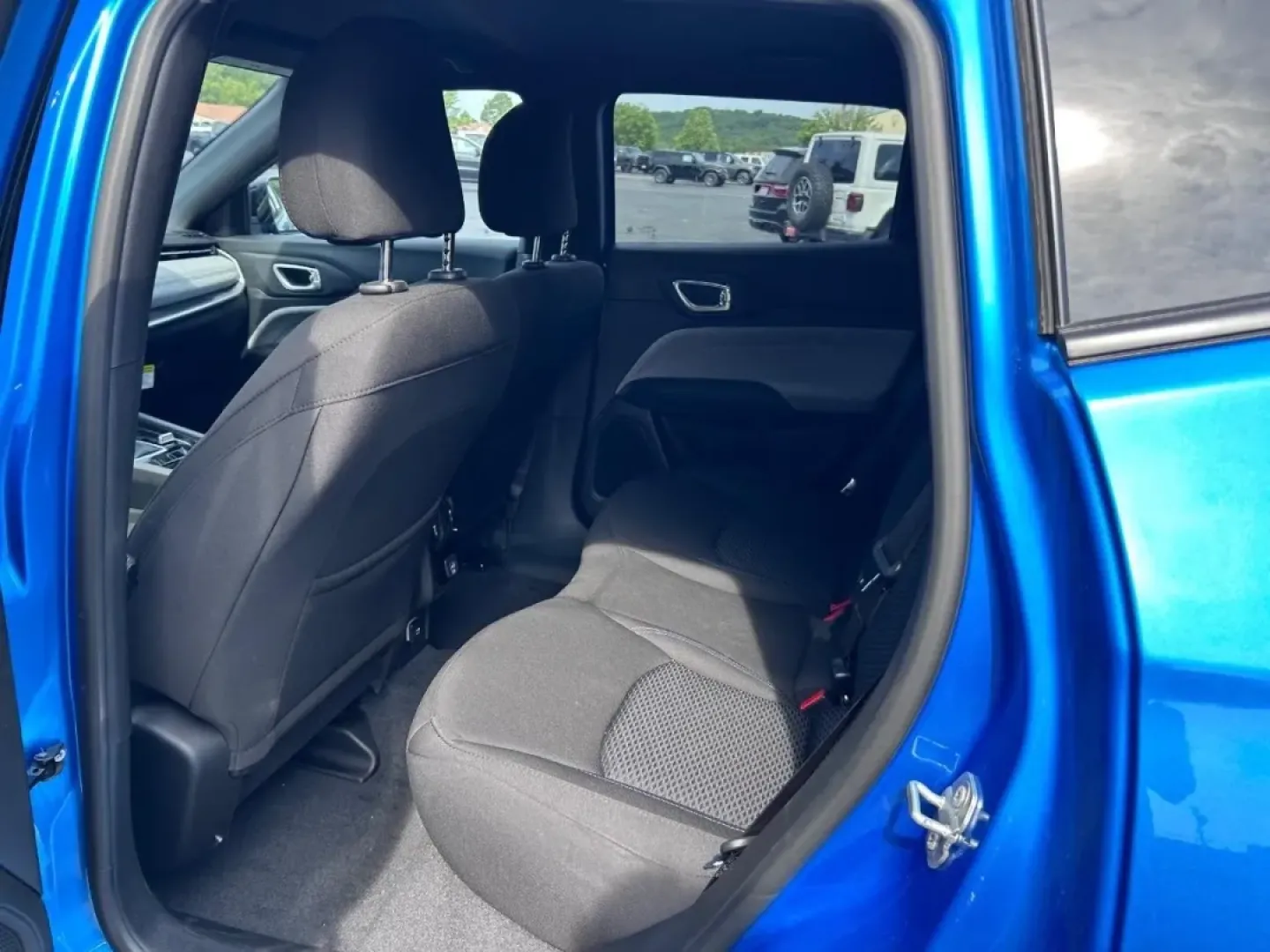 2025 /Black Cloth Jeep Compass Sport (3C4NJDAN8ST) with an 2.0L I4 DOHC DI Turbo engine, Automatic transmission, located at 970 Woodlawn Dr., Farmington, MO, 63640, (573) 431-7800, 37.825642, -90.468674 - **Unleash Your Adventurous Spirit with the 2025 Jeep Compass Sport at Pettus CDJR Farmington!**<br /> <br /> Looking for a vehicle that perfectly balances style, performance, and functionality? The 2025 Jeep Compass Sport is your ideal companion for weekend adventures or daily commutes. With its cap - Photo#8