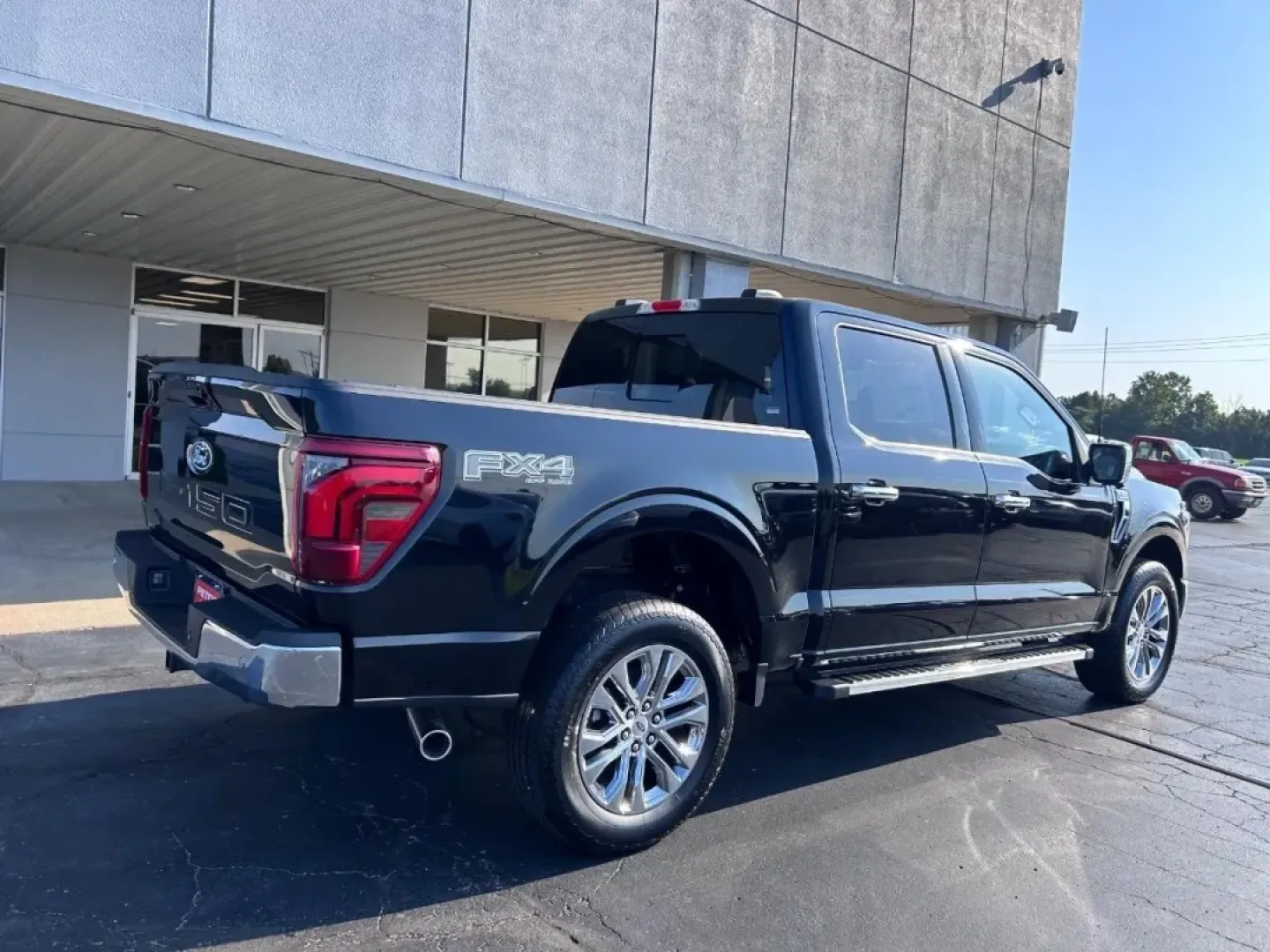 2025 /Black/Smoked Truffle Leather Ford F-150 Lariat (1FTFW5L85SK) with an 3.5L V6 engine, located at 141 Commercial Dr, Fredericktown, MO, 63645, (573) 783-6432, 37.570087, -90.320648 - **Unleash Your Adventurous Spirit with the 2025 Ford F-150 LARIAT at Pettus Ford Fredericktown!**<br /> <br /> Are you ready to elevate your outdoor adventures or tackle daily commutes with unmatched style and power? The 2025 Ford F-150 LARIAT is your ultimate partner for all your journeys, whether - Photo#2