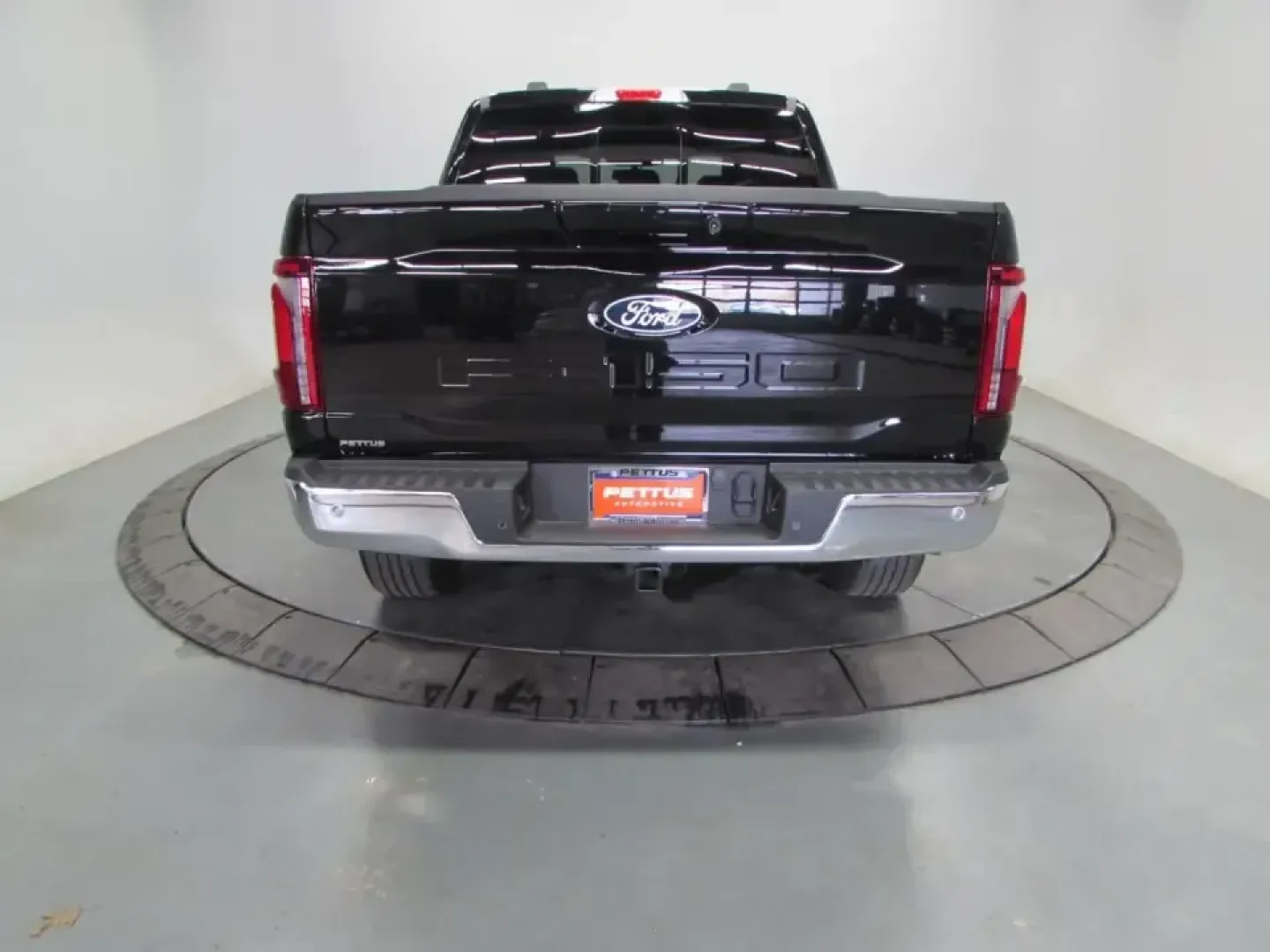 2025 /Black Ford F-150 Lariat (1FTFW5L85SK) with an 3.5L V6 engine, 6A transmission, located at 12836 Highway 21, De Soto, MO, 63020, (636) 337-7777, 38.151867, -90.575615 - **Unleash Your Adventurous Spirit with the 2025 Ford F-150 LARIAT at Pettus Ford Fredericktown!**<br /> <br /> Are you ready to elevate your outdoor adventures or tackle daily commutes with unmatched style and power? The 2025 Ford F-150 LARIAT is your ultimate partner for all your journeys, whether - Photo#5