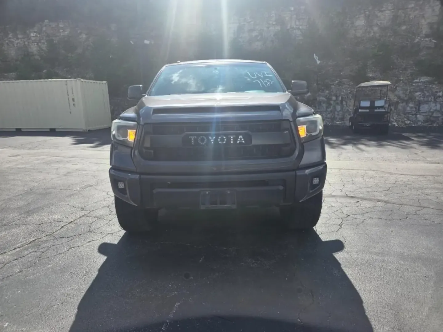 2017 Toyota Tundra SR5 CrewMax (5TFDW5F15HX) with an Other engine, located at 12830 Highway 21, De Soto, MO, 63020, (636) 337-7777, 38.153099, -90.573624 - If you're seeking a robust truck that can handle your everyday adventures-whether it's tackling tough jobs, hauling gear for weekend getaways, or simply navigating the bustling streets of De Soto-look no further than this 2017 Toyota Tundra 4WD SR5 CrewMax. With its rugged design and dependable perf - Photo#1