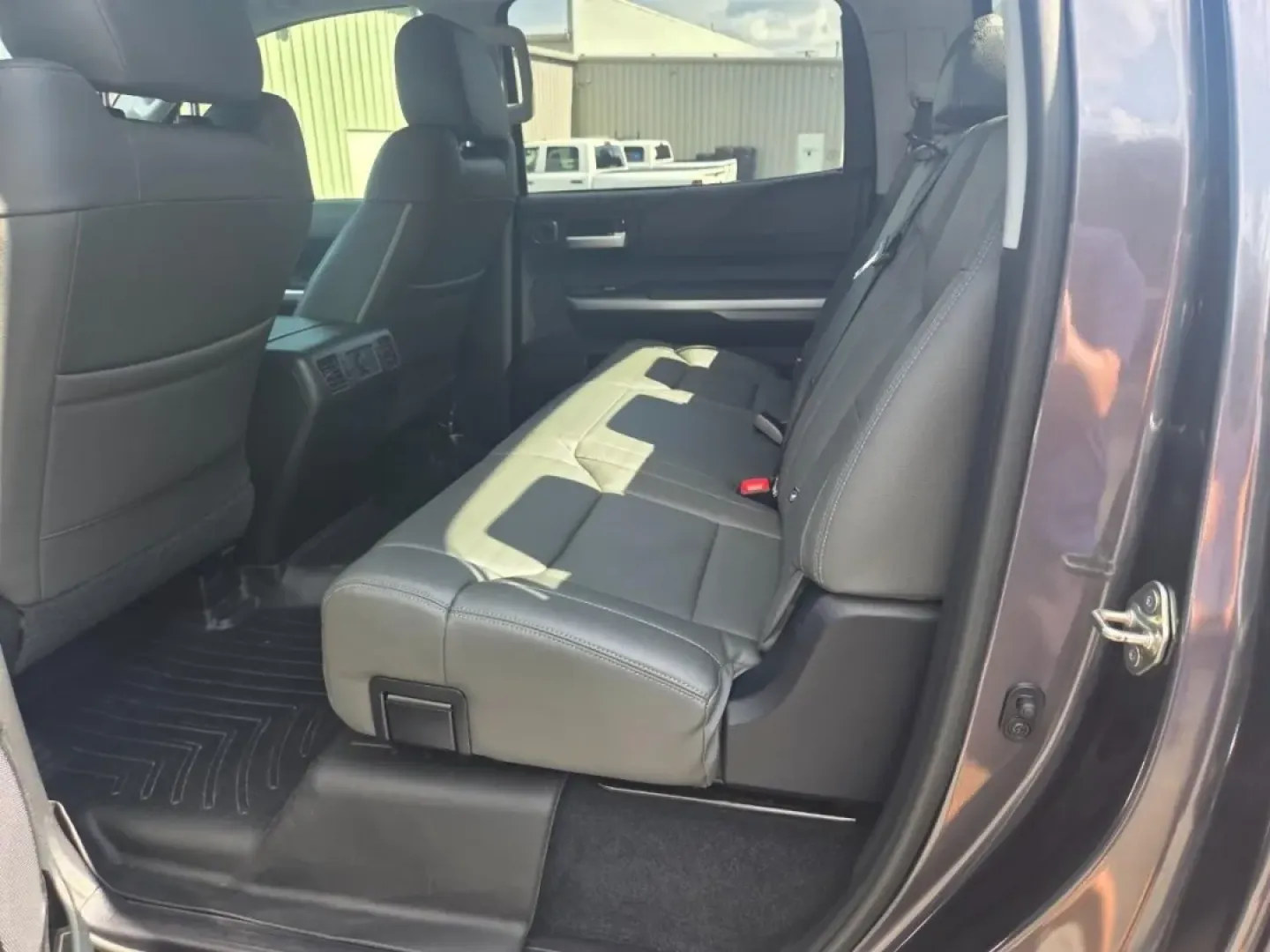 2017 Toyota Tundra SR5 CrewMax (5TFDW5F15HX) with an Other engine, located at 12830 Highway 21, De Soto, MO, 63020, (636) 337-7777, 38.153099, -90.573624 - If you're seeking a robust truck that can handle your everyday adventures-whether it's tackling tough jobs, hauling gear for weekend getaways, or simply navigating the bustling streets of De Soto-look no further than this 2017 Toyota Tundra 4WD SR5 CrewMax. With its rugged design and dependable perf - Photo#4