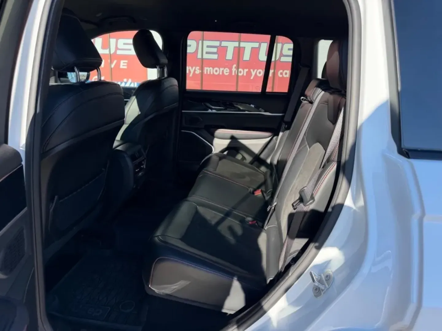 2022 /Global Black Suede Jeep Grand Cherokee Trailhawk (1C4RJHCG7N8) with an 3.6L V6 24V VVT UPG I engine, Automatic transmission, located at 970 Woodlawn Dr., Farmington, MO, 63640, (573) 431-7800, 37.825642, -90.468674 - **Adventure Awaits: Explore the 2022 Jeep Grand Cherokee Trailhawk at Pettus CDJR Farmington!**<br /> <br /> Are you searching for an SUV that effortlessly blends comfort, technology, and rugged capability? Look no further than the 2022 Jeep Grand Cherokee Trailhawk, available now at Pettus CDJR Far - Photo#8