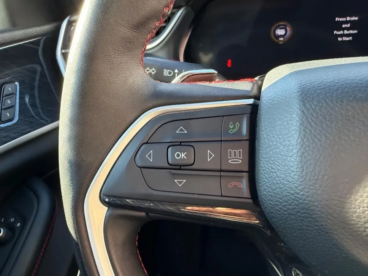 2022 /Global Black Suede Jeep Grand Cherokee Trailhawk (1C4RJHCG7N8) with an 3.6L V6 24V VVT UPG I engine, Automatic transmission, located at 970 Woodlawn Dr., Farmington, MO, 63640, (573) 431-7800, 37.825642, -90.468674 - **Adventure Awaits: Explore the 2022 Jeep Grand Cherokee Trailhawk at Pettus CDJR Farmington!**<br /> <br /> Are you searching for an SUV that effortlessly blends comfort, technology, and rugged capability? Look no further than the 2022 Jeep Grand Cherokee Trailhawk, available now at Pettus CDJR Far - Photo#11