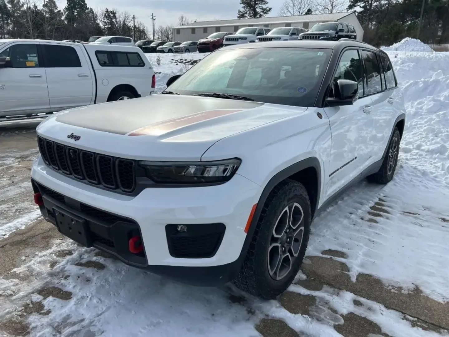 2022 /Global Black Suede Jeep Grand Cherokee Trailhawk (1C4RJHCG7N8) with an 3.6L V6 24V VVT UPG I engine, Automatic transmission, located at 970 Woodlawn Dr., Farmington, MO, 63640, (573) 431-7800, 37.825642, -90.468674 - **Adventure Awaits: Explore the 2022 Jeep Grand Cherokee Trailhawk at Pettus CDJR Farmington!**<br /> <br /> Are you searching for an SUV that effortlessly blends comfort, technology, and rugged capability? Look no further than the 2022 Jeep Grand Cherokee Trailhawk, available now at Pettus CDJR Far - Photo#1