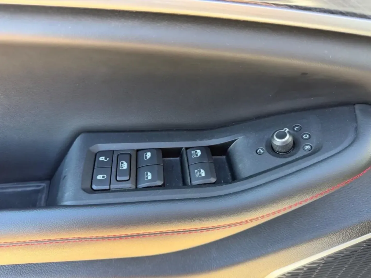 2022 /Global Black Suede Jeep Grand Cherokee Trailhawk (1C4RJHCG7N8) with an 3.6L V6 24V VVT UPG I engine, Automatic transmission, located at 970 Woodlawn Dr., Farmington, MO, 63640, (573) 431-7800, 37.825642, -90.468674 - **Adventure Awaits: Explore the 2022 Jeep Grand Cherokee Trailhawk at Pettus CDJR Farmington!**<br /> <br /> Are you searching for an SUV that effortlessly blends comfort, technology, and rugged capability? Look no further than the 2022 Jeep Grand Cherokee Trailhawk, available now at Pettus CDJR Far - Photo#17