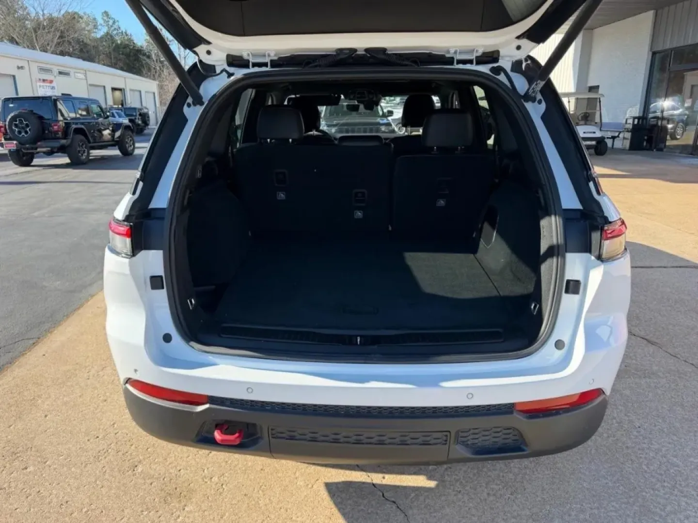 2022 /Global Black Suede Jeep Grand Cherokee Trailhawk (1C4RJHCG7N8) with an 3.6L V6 24V VVT UPG I engine, Automatic transmission, located at 970 Woodlawn Dr., Farmington, MO, 63640, (573) 431-7800, 37.825642, -90.468674 - **Adventure Awaits: Explore the 2022 Jeep Grand Cherokee Trailhawk at Pettus CDJR Farmington!**<br /> <br /> Are you searching for an SUV that effortlessly blends comfort, technology, and rugged capability? Look no further than the 2022 Jeep Grand Cherokee Trailhawk, available now at Pettus CDJR Far - Photo#4