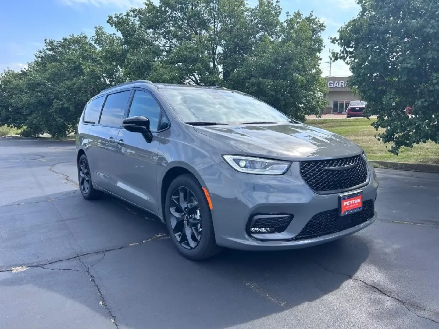 2025 /Black Leather Chrysler Pacifica Limited (2C4RC1GG9SR) with an 3.6L V6 24V VVT UPG I engine, Automatic transmission, located at 970 Woodlawn Dr., Farmington, MO, 63640, (573) 431-7800, 37.825642, -90.468674 - Explore the perfect blend of style, comfort, and functionality with the 2025 Chrysler Pacifica Limited, now available at Pettus CDJR Farmington. Located at 970 Woodlawn Drive in Farmington, MO, we are your trusted OEM dealership dedicated to providing quality used vehicles and certified pre-owned op - Photo#0