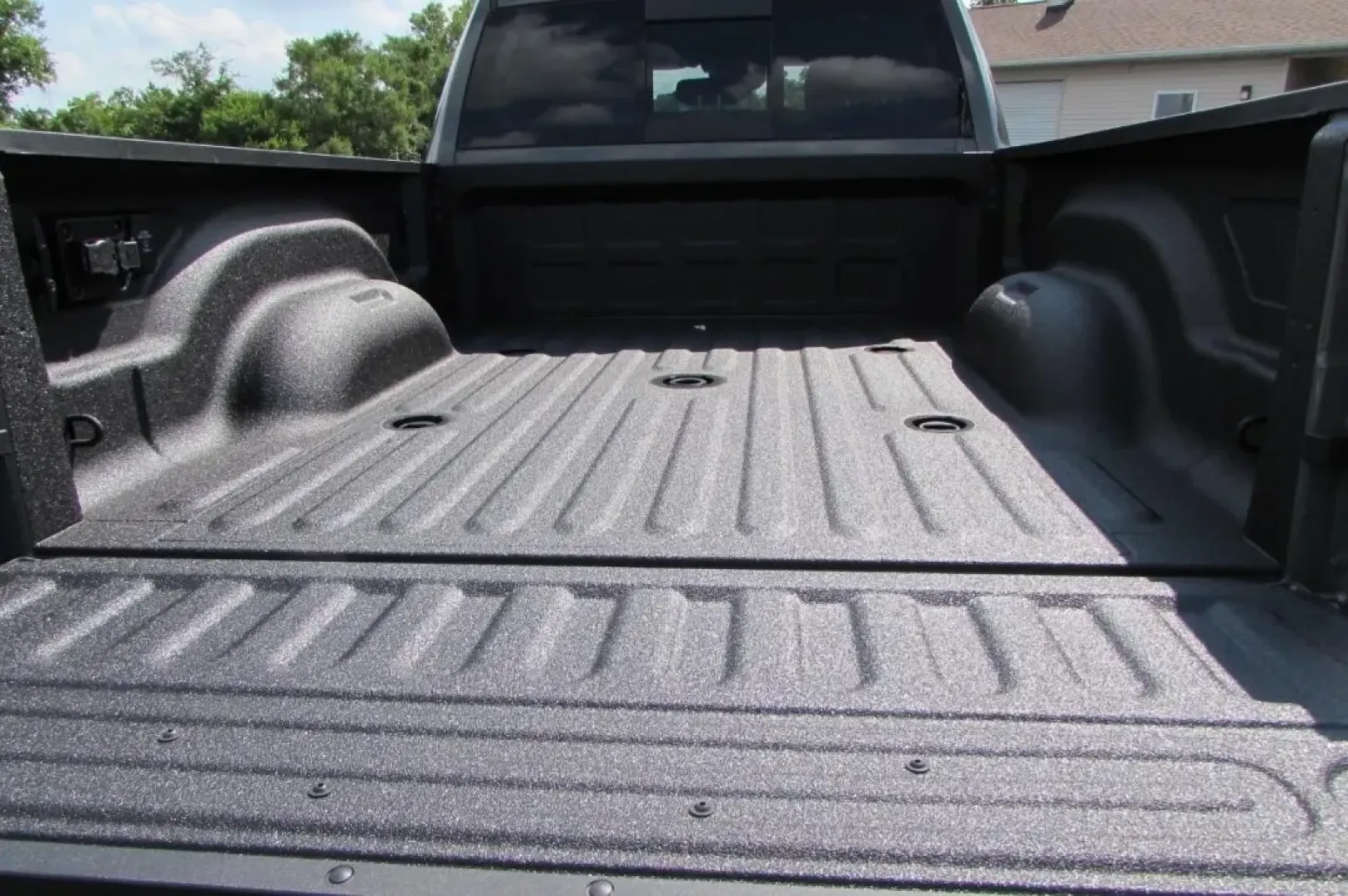 2025 /Diesel Gray/Black Cloth Ram 2500 Big Horn (3C63R5DL3SG) with an Other engine, located at 12830 Highway 21, De Soto, MO, 63020, (636) 337-7777, 38.153099, -90.573624 - ### Elevate Your Adventures with the 2025 Ram 2500 Big Horn at Pettus CDJR DeSoto<br /> <br /> Are you ready to take your weekend adventures to the next level? The 2025 Ram 2500 Big Horn is not just a truck; it's a lifestyle choice designed for those who crave both rugged capability and modern comfo - Photo#13