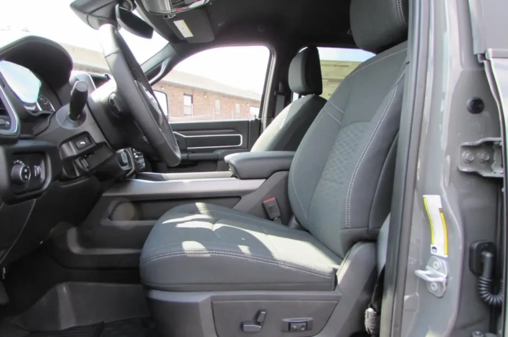 2025 /Diesel Gray/Black Cloth Ram 2500 Big Horn (3C63R5DL3SG) with an Other engine, located at 12830 Highway 21, De Soto, MO, 63020, (636) 337-7777, 38.153099, -90.573624 - ### Elevate Your Adventures with the 2025 Ram 2500 Big Horn at Pettus CDJR DeSoto<br /> <br /> Are you ready to take your weekend adventures to the next level? The 2025 Ram 2500 Big Horn is not just a truck; it's a lifestyle choice designed for those who crave both rugged capability and modern comfo - Photo#16