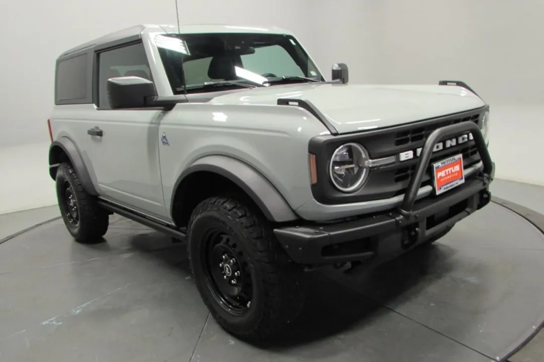 2022 Ford Bronco 