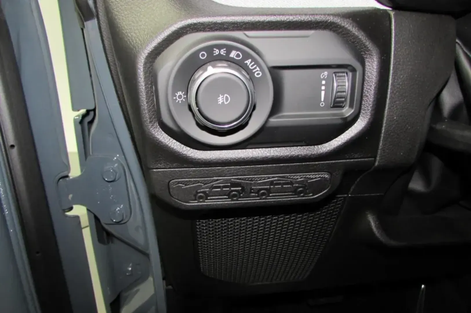 2024 /Black Jeep Wrangler Sport S (1C4PJXDG9RW) with an Other engine, located at 12830 Highway 21, De Soto, MO, 63020, (636) 337-7777, 38.153099, -90.573624 - **Adventure Awaits with the 2024 Jeep Wrangler Sport S at Pettus CDJR DeSoto!**<br /> <br /> Are you ready to elevate your outdoor adventures and weekend getaways? Look no further than the 2024 Jeep Wrangler Sport S, a vehicle designed for those who crave exploration and versatility. Perfect for fam - Photo#7