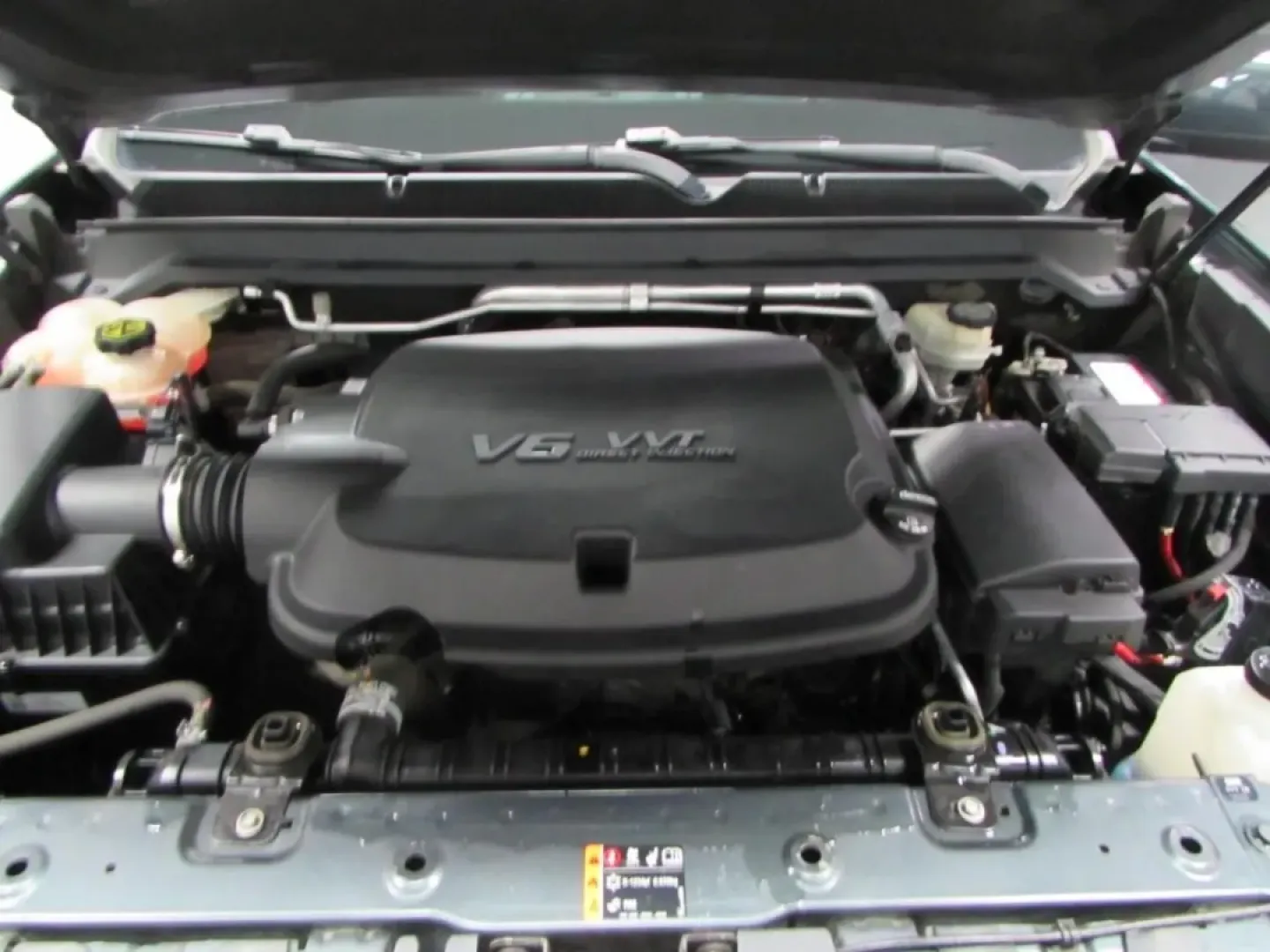 2018 /Black Chevrolet Colorado LT (1GCGTCEN2J1) with an Other engine, located at 12836 Highway 21, De Soto, MO, 63020, (636) 337-7777, 38.151867, -90.575615 - **Unleash Your Adventurous Spirit with the 2018 Chevrolet Colorado at Pettus Ford De Soto!**<br /> <br /> For those who crave the thrill of the open road and the flexibility of a capable truck, the 2018 Chevrolet Colorado is the perfect companion. Imagine yourself embarking on weekend getaways with - Photo#8