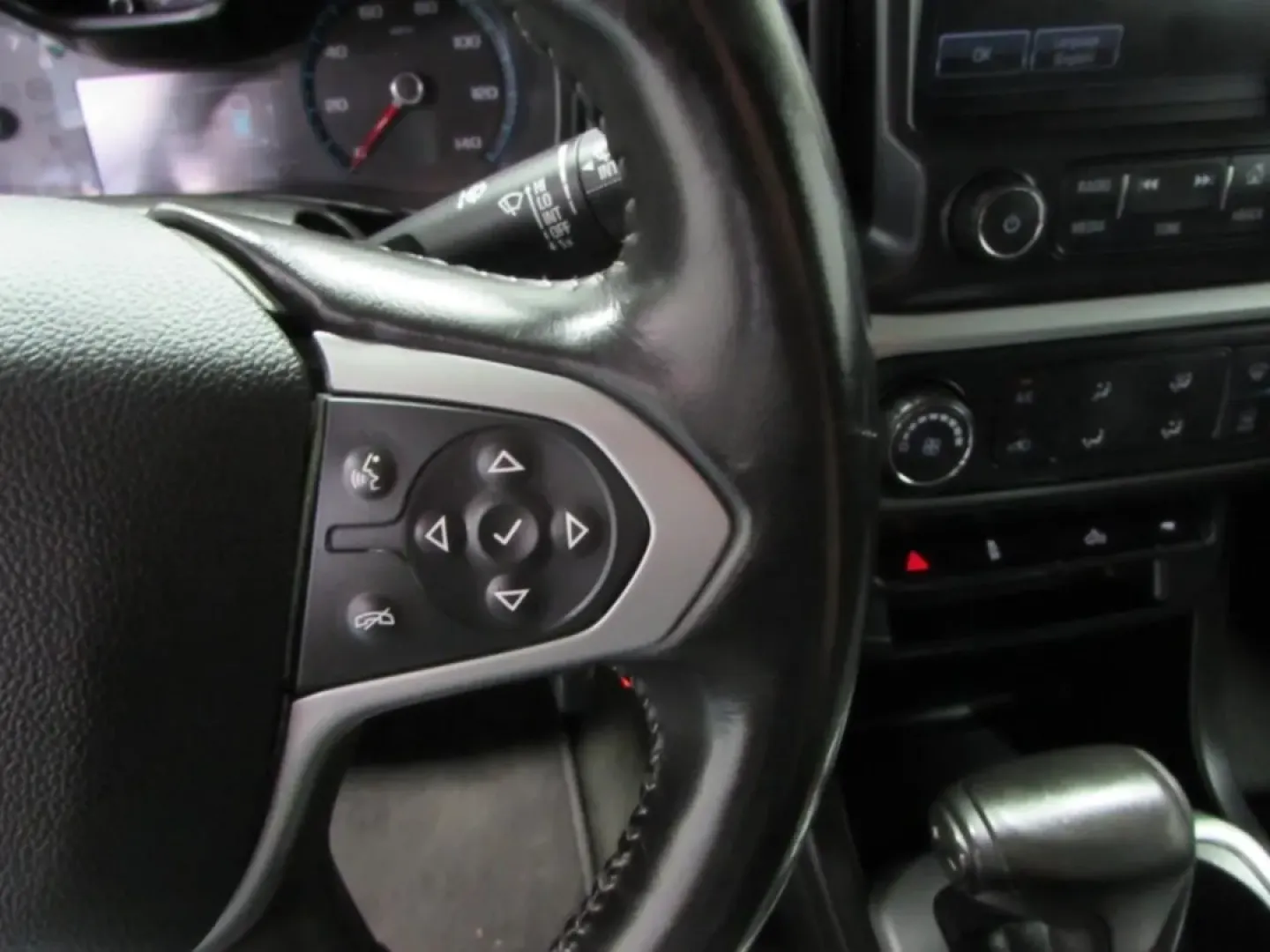 2018 /Black Chevrolet Colorado LT (1GCGTCEN2J1) with an Other engine, located at 12836 Highway 21, De Soto, MO, 63020, (636) 337-7777, 38.151867, -90.575615 - **Unleash Your Adventurous Spirit with the 2018 Chevrolet Colorado at Pettus Ford De Soto!**<br /> <br /> For those who crave the thrill of the open road and the flexibility of a capable truck, the 2018 Chevrolet Colorado is the perfect companion. Imagine yourself embarking on weekend getaways with - Photo#18