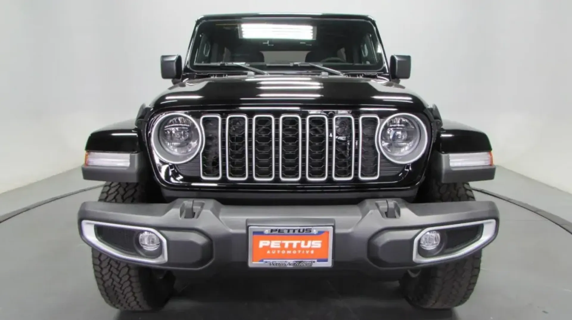 2024 Jeep Wrangler Sahara (1C4PJXEG1RW) with an Other engine, Automatic transmission, located at 12830 Highway 21, De Soto, MO, 63020, (636) 337-7777, 38.153099, -90.573624 - **Unleash Adventure with the 2024 Jeep Wrangler Sahara!** If you're on the lookout for a vehicle that perfectly complements your active lifestyle, your search ends here. The 2024 Jeep Wrangler Sahara is not just a means of transportation; it's your ticket to unforgettable weekend adventures, family - Photo#6
