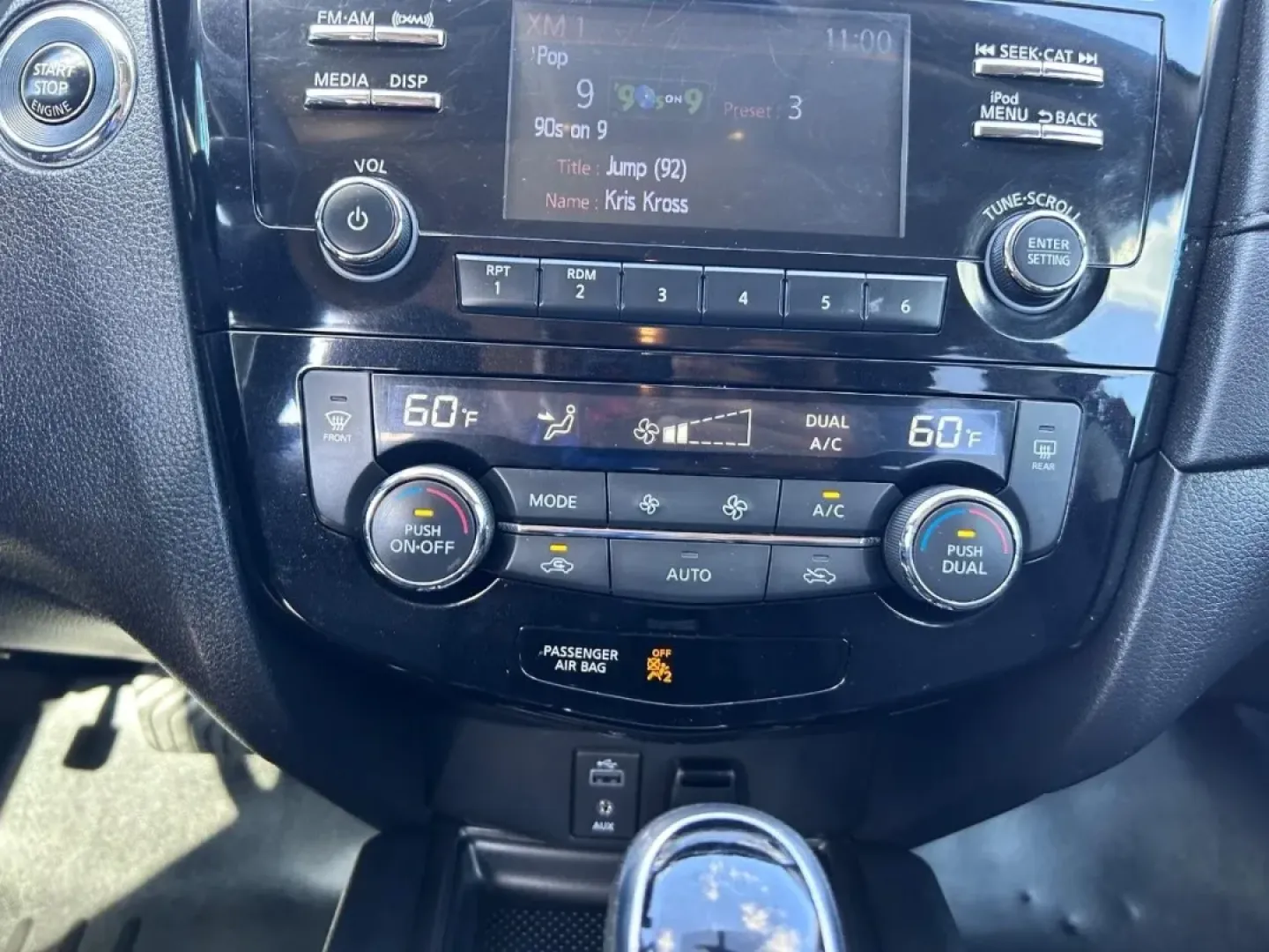 2017 /Charcoal Cloth Nissan Rogue SV (JN8AT2MT6HW) with an 2.5L DOHC 16-Valve I4 engine, Automatic transmission, located at 970 Woodlawn Dr., Farmington, MO, 63640, (573) 431-7800, 37.825642, -90.468674 - **Discover Your Next Adventure with the 2017 Nissan Rogue SV at Pettus CDJR Farmington!**<br /> <br /> Are you a growing family seeking the perfect blend of comfort, versatility, and efficiency for your daily adventures? Look no further! The 2017 Nissan Rogue SV, available at Pettus CDJR Farmington, - Photo#14
