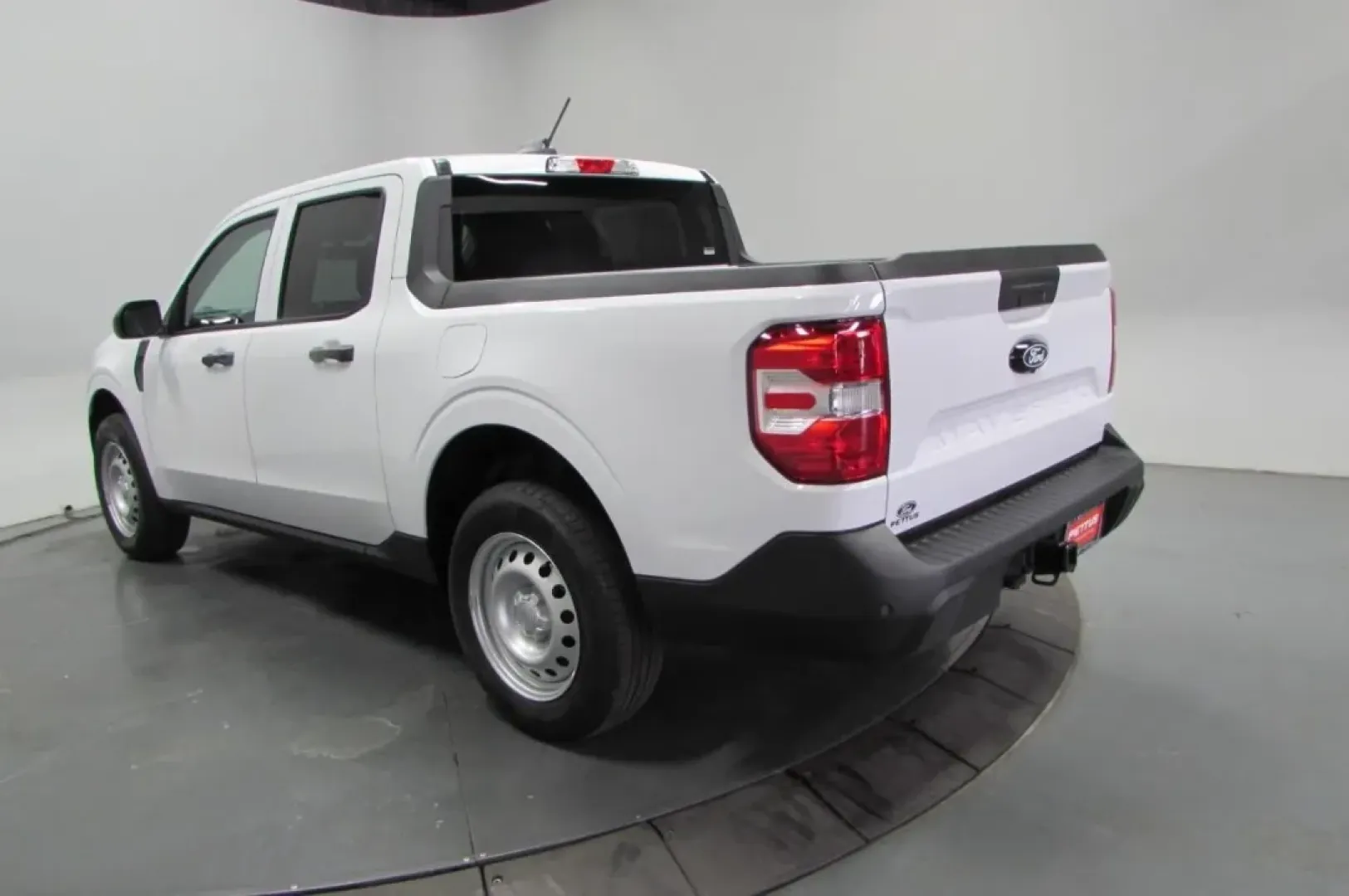 2025 /Cloth Ford Maverick XL (3FTTW8A30SR) with an 2.5L Hybrid engine, Automatic transmission, located at 12836 Highway 21, De Soto, MO, 63020, (636) 337-7777, 38.151867, -90.575615 - **Unleash Your Adventures with the 2025 Ford Maverick XL Perfect for Every Lifestyle!**<br /> <br /> Are you ready to elevate your daily commute, weekend adventures, or family road trips? Look no further than the **2025 Ford Maverick XL**, available now at **Pettus Ford De Soto**. Located convenien - Photo#5