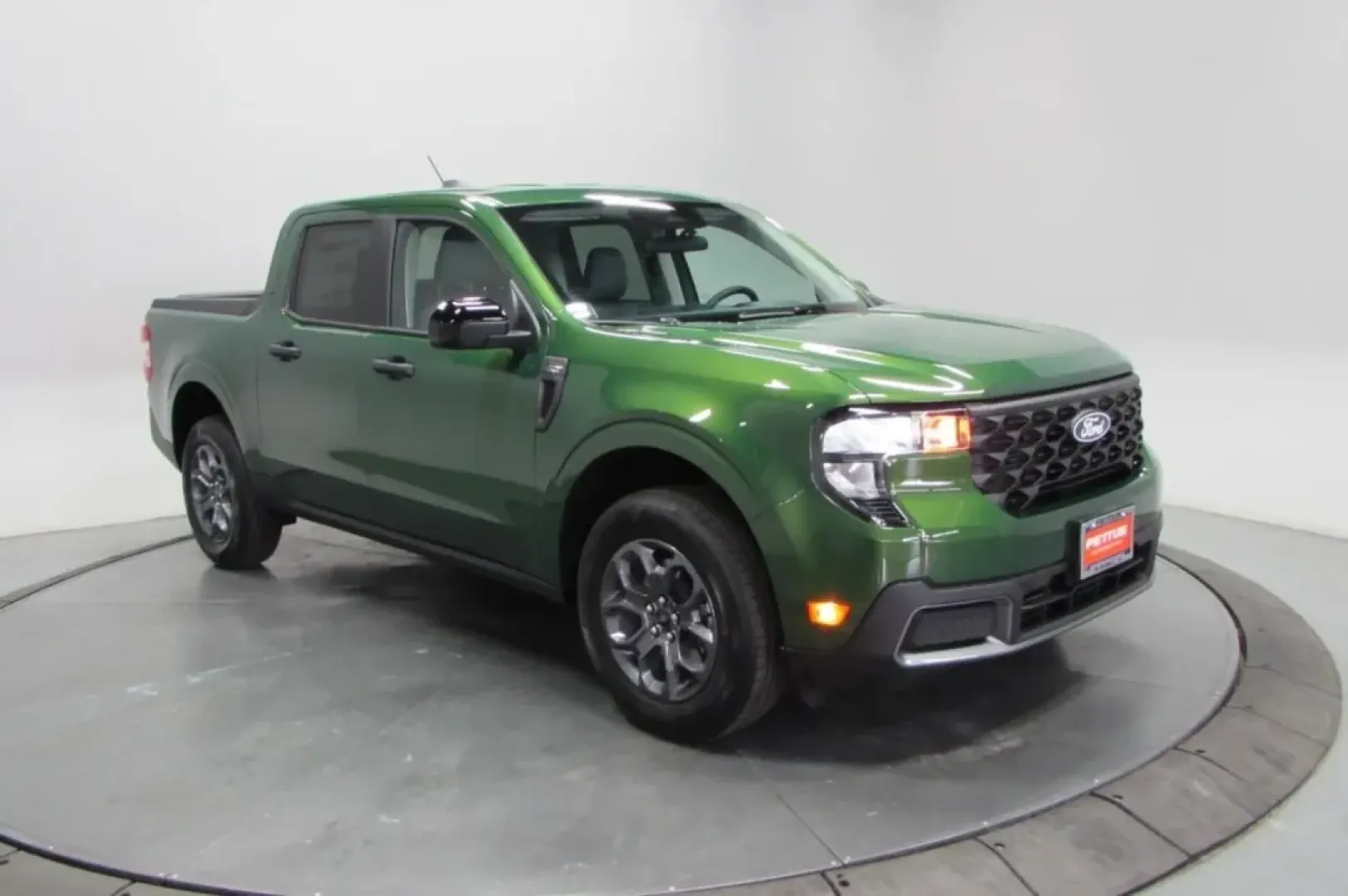 2025 /Navy Pier/Aspen Gray Leather Ford Maverick XLT (3FTTW8JA4SR) with an 2.0L engine, located at 12836 Highway 21, De Soto, MO, 63020, (636) 337-7777, 38.151867, -90.575615 - ### Get Ready for Adventure with the 2025 Ford Maverick XLT!<br /> <br /> Are you looking for the perfect vehicle to match your adventurous lifestyle? Whether you're a weekend warrior, a busy professional, or a growing family, the 2025 Ford Maverick XLT is designed to meet your needs while offering - Photo#0