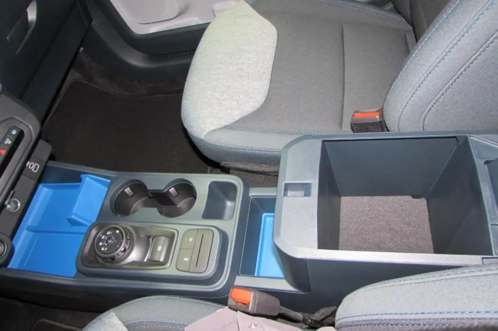 2025 /Navy Pier/Aspen Gray Leather Ford Maverick XLT (3FTTW8JA4SR) with an 2.0L engine, located at 12836 Highway 21, De Soto, MO, 63020, (636) 337-7777, 38.151867, -90.575615 - ### Get Ready for Adventure with the 2025 Ford Maverick XLT!<br /> <br /> Are you looking for the perfect vehicle to match your adventurous lifestyle? Whether you're a weekend warrior, a busy professional, or a growing family, the 2025 Ford Maverick XLT is designed to meet your needs while offering - Photo#22