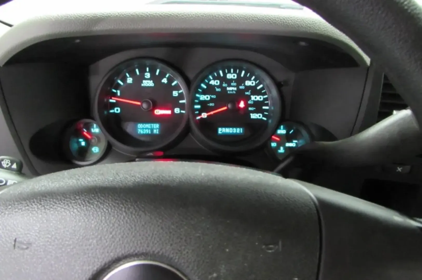 2011 /Dark Titanium Chevrolet Silverado 1500 LS (3GCPCREA0BG) with an Other engine, located at 12836 Highway 21, De Soto, MO, 63020, (636) 337-7777, 38.151867, -90.575615 - **Embrace the Open Road with the 2011 Chevrolet Silverado 1500 LS Your Ideal Adventure Companion!**<br /> <br /> If you're ready to enhance your lifestyle with a reliable truck that excels in both utility and comfort, look no further than this 2011 Chevrolet Silverado 1500 LS. Whether you're commut - Photo#17