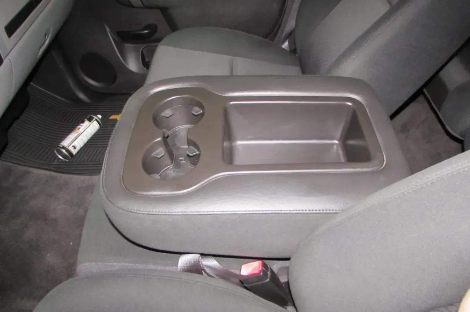 2011 /Dark Titanium Chevrolet Silverado 1500 LS (3GCPCREA0BG) with an Other engine, located at 12836 Highway 21, De Soto, MO, 63020, (636) 337-7777, 38.151867, -90.575615 - **Embrace the Open Road with the 2011 Chevrolet Silverado 1500 LS Your Ideal Adventure Companion!**<br /> <br /> If you're ready to enhance your lifestyle with a reliable truck that excels in both utility and comfort, look no further than this 2011 Chevrolet Silverado 1500 LS. Whether you're commut - Photo#20