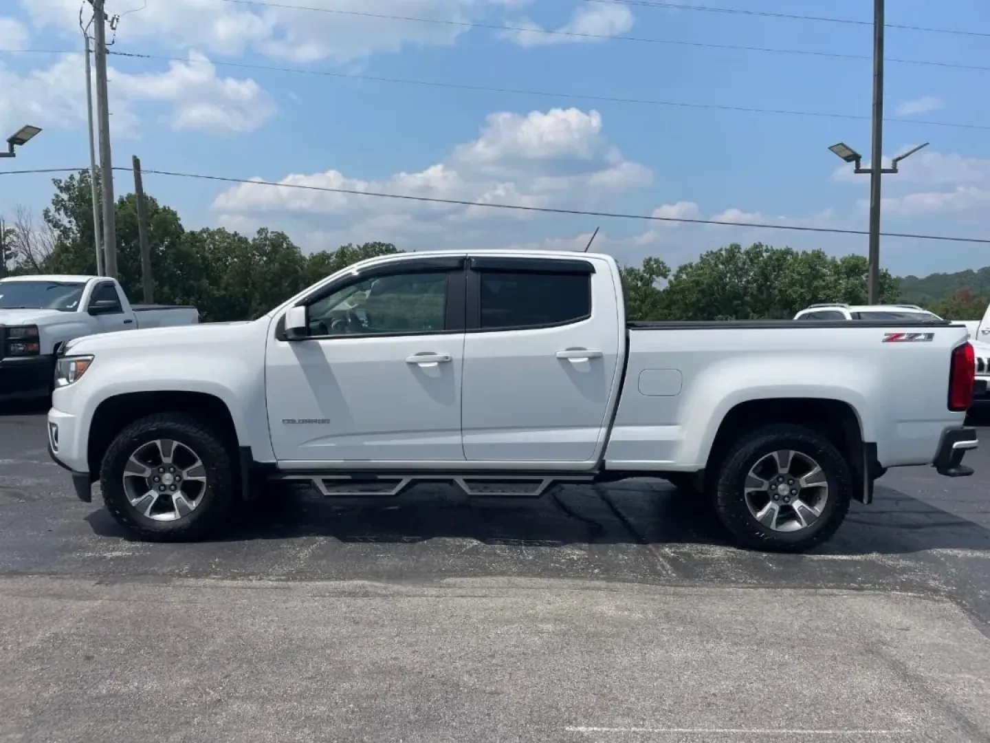 2018 Chevrolet Colorado Z71 (1GCGTDEN4J1) with an Other engine, located at 12836 Highway 21, De Soto, MO, 63020, (636) 337-7777, 38.151867, -90.575615 - Are you ready to elevate your weekend adventures and tackle those tough jobs with ease? Look no further than this rugged 2018 Chevrolet Colorado 4WD Z71 Crew Cab, available now at Pettus Ford De Soto. With its robust capabilities and refined comfort, this truck is perfect for those who crave adventu - Photo#1