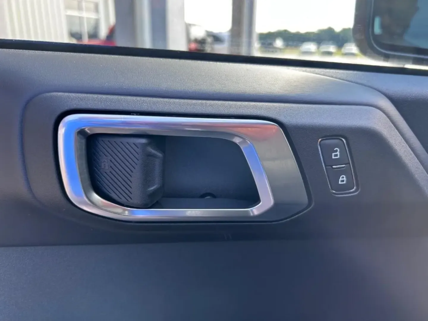 2025 /Black Onyx Leather Ford Bronco Outer Banks (1FMEE8BP7SL) with an 2.7L V6 engine, Automatic transmission, located at 141 Commercial Dr, Fredericktown, MO, 63645, (573) 783-6432, 37.570087, -90.320648 - Explore the great outdoors or tackle your daily commute with style and ease in this stunning **2025 Ford Bronco Outer Banks**. Perfect for weekend excursions or just navigating through the hustle and bustle of Fredericktown, MO, this SUV represents the ideal blend of rugged capability and modern com - Photo#17