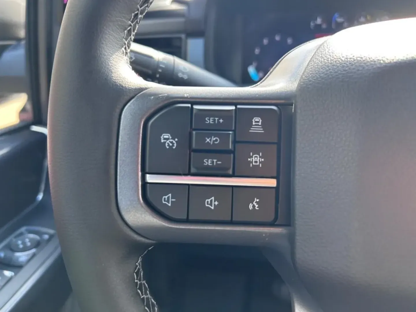 2025 /Black Leather Ford F-150 Lariat (1FTFW5L5XSF) with an 5.0L V8 engine, located at 141 Commercial Dr, Fredericktown, MO, 63645, (573) 783-6432, 37.570087, -90.320648 - ### Conquer the Open Road with the 2025 Ford F-150 LARIAT at Pettus Ford Fredericktown!<br /> <br /> Are you ready to elevate your driving experience? Whether you're tackling a worksite, embarking on a weekend adventure, or simply navigating the daily grind, the 2025 Ford F-150 LARIAT is designed fo - Photo#11