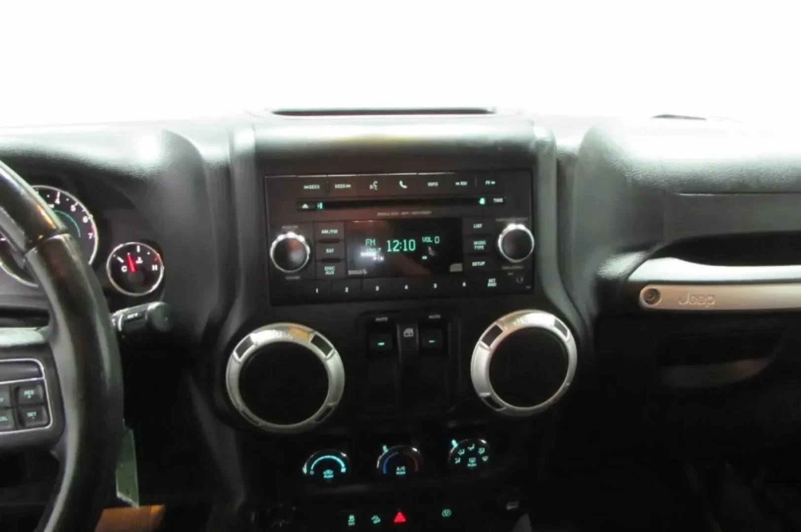 2017 /Black Cloth Jeep Wrangler Sahara (1C4AJWBG4HL) with an Other engine, located at 12830 Highway 21, De Soto, MO, 63020, (636) 337-7777, 38.153099, -90.573624 - **Explore the Great Outdoors with the 2017 Jeep Wrangler from Pettus CDJR DeSoto!**<br /> <br /> Are you ready to embark on thrilling weekend adventures or tackle your daily commute with style? The 2017 Jeep Wrangler is your perfect companion for both. Designed for those who crave excitement and fun - Photo#17