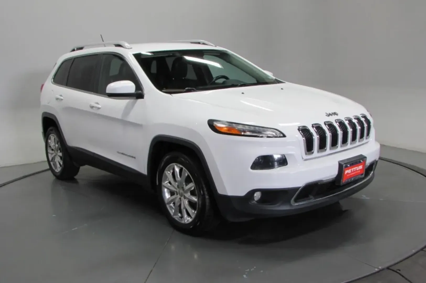2015 /Black Jeep Cherokee Limited (1C4PJLDB6FW) with an Other engine, Automatic transmission, located at 12830 Highway 21, De Soto, MO, 63020, (636) 337-7777, 38.153099, -90.573624 - Are you ready to elevate your adventures? The 2015 Jeep Cherokee Limited is here to transform your everyday driving into something remarkable. Whether you're navigating the bustling streets of De Soto or planning a weekend getaway to explore the beautiful Ozarks, this stylish and versatile crossover - Photo#0