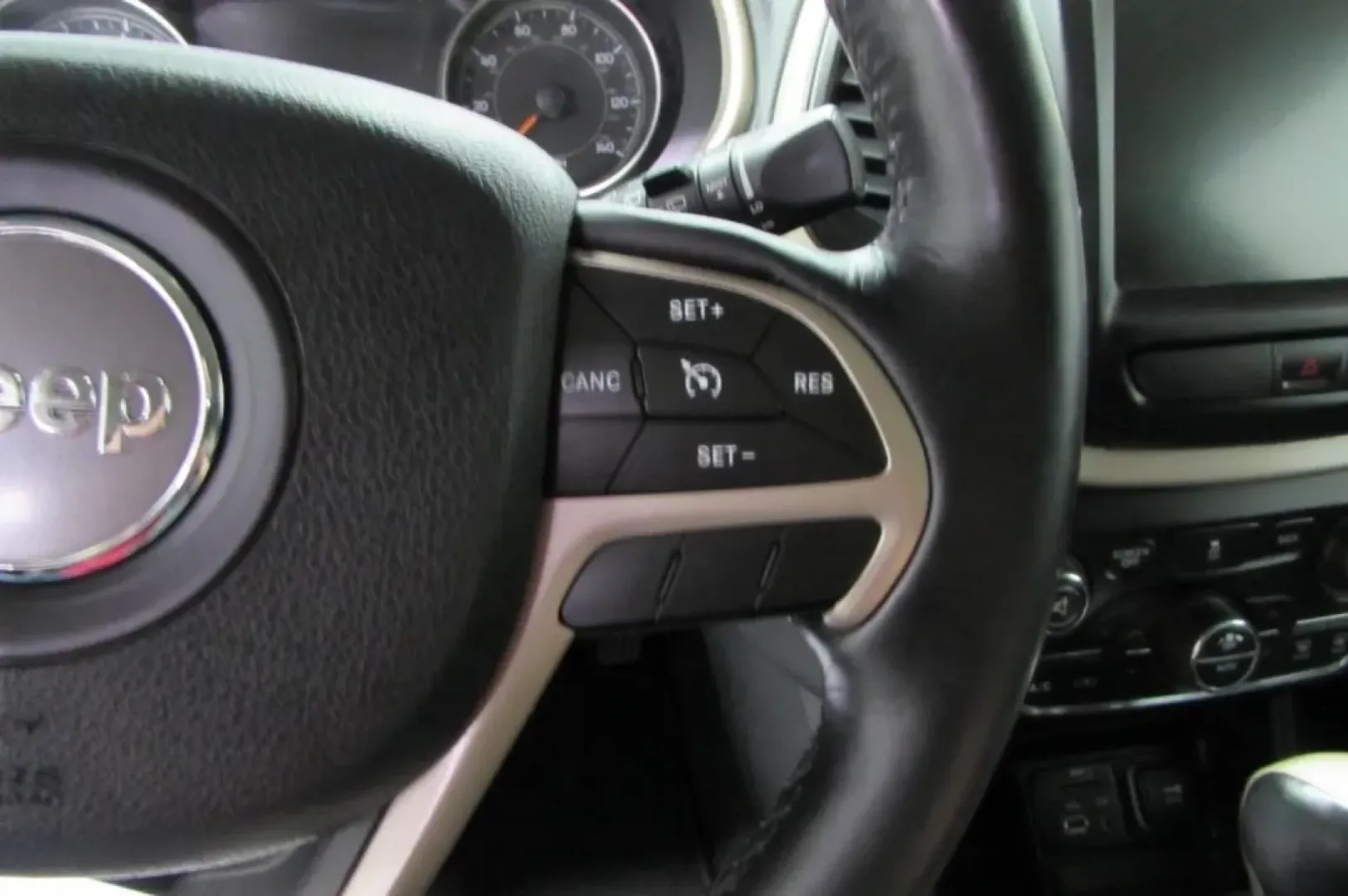 2015 /Black Jeep Cherokee Limited (1C4PJLDB6FW) with an Other engine, Automatic transmission, located at 12830 Highway 21, De Soto, MO, 63020, (636) 337-7777, 38.153099, -90.573624 - Are you ready to elevate your adventures? The 2015 Jeep Cherokee Limited is here to transform your everyday driving into something remarkable. Whether you're navigating the bustling streets of De Soto or planning a weekend getaway to explore the beautiful Ozarks, this stylish and versatile crossover - Photo#14