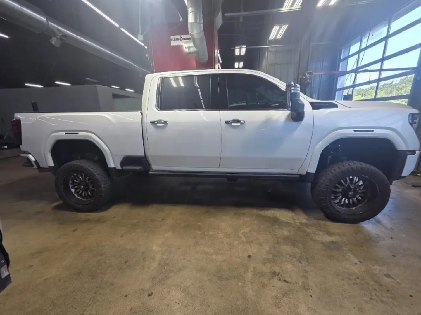 2024 /Alpine Umber GMC Sierra 2500HD Denali Ultimate (1GT49XEY2RF) with an Other engine, Automatic transmission, located at 12830 Highway 21, De Soto, MO, 63020, (636) 337-7777, 38.153099, -90.573624 - Are you a weekend warrior with a passion for adventure, or perhaps a hardworking professional in need of a reliable and rugged vehicle that can handle both work and play? Look no further than the stunning 2024 GMC Sierra 2500HD, now available at Pettus CDJR DeSoto, your trusted used car dealer locat - Photo#1