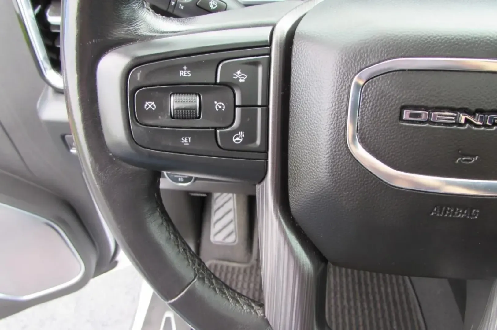 2024 /Alpine Umber GMC Sierra 2500HD Denali Ultimate (1GT49XEY2RF) with an Other engine, Automatic transmission, located at 12830 Highway 21, De Soto, MO, 63020, (636) 337-7777, 38.153099, -90.573624 - Are you a weekend warrior with a passion for adventure, or perhaps a hardworking professional in need of a reliable and rugged vehicle that can handle both work and play? Look no further than the stunning 2024 GMC Sierra 2500HD, now available at Pettus CDJR DeSoto, your trusted used car dealer locat - Photo#22